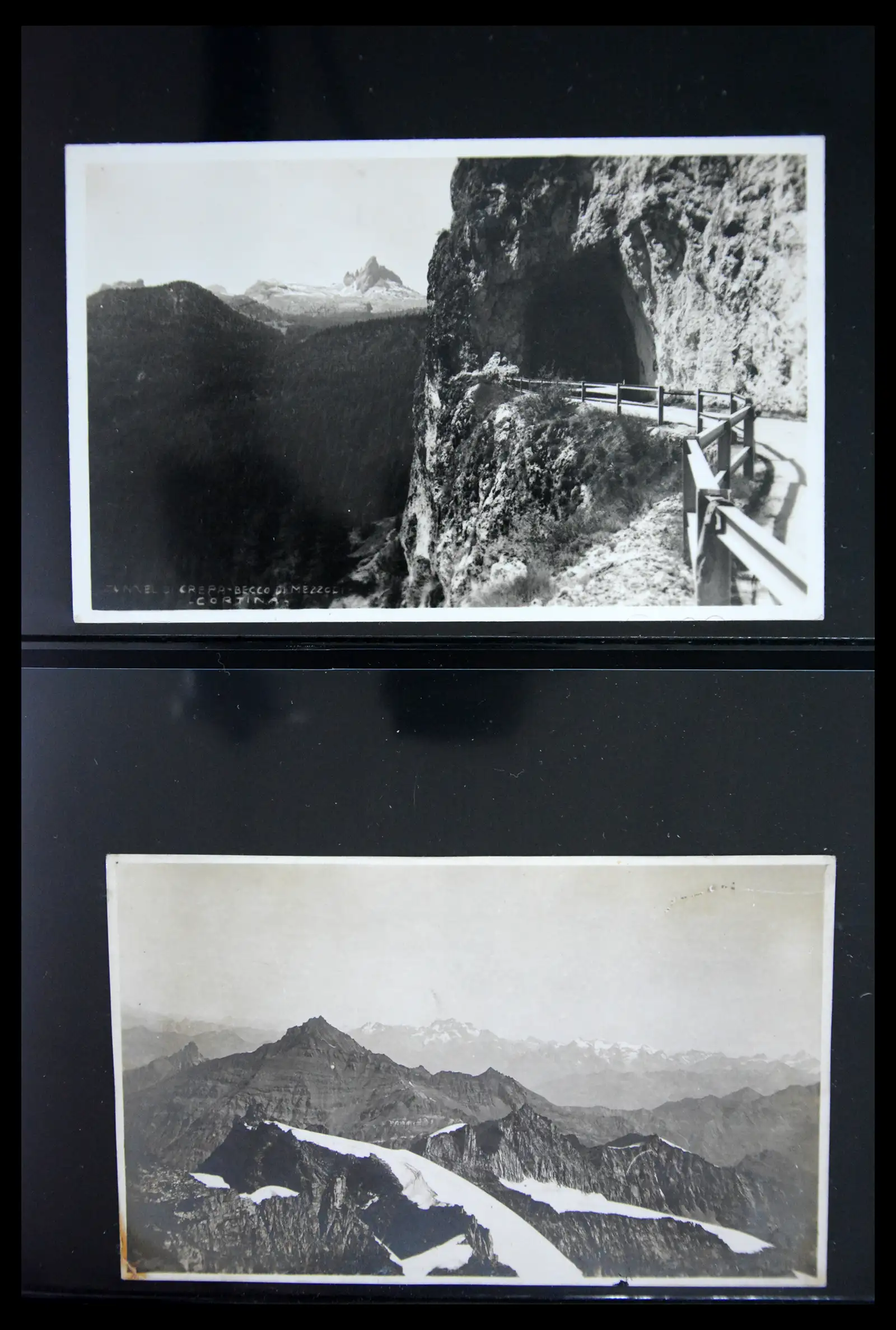 41256 0025 - Stamp collection 41256 Italy postcard collection 1900-1945.