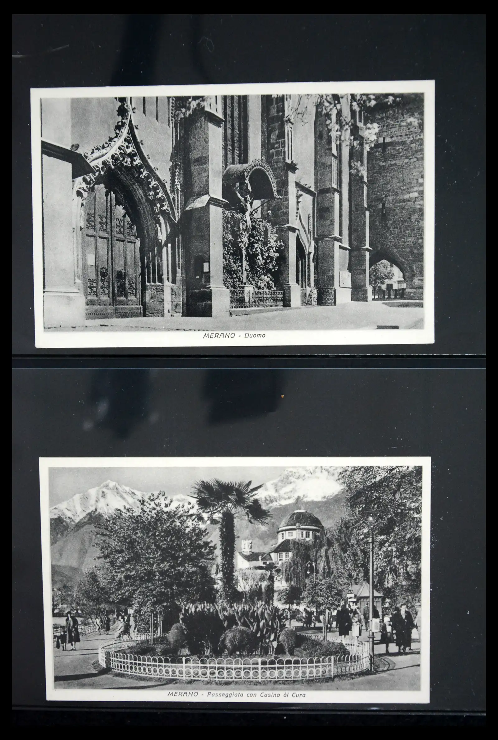 41256 0051 - Stamp collection 41256 Italy postcard collection 1900-1945.