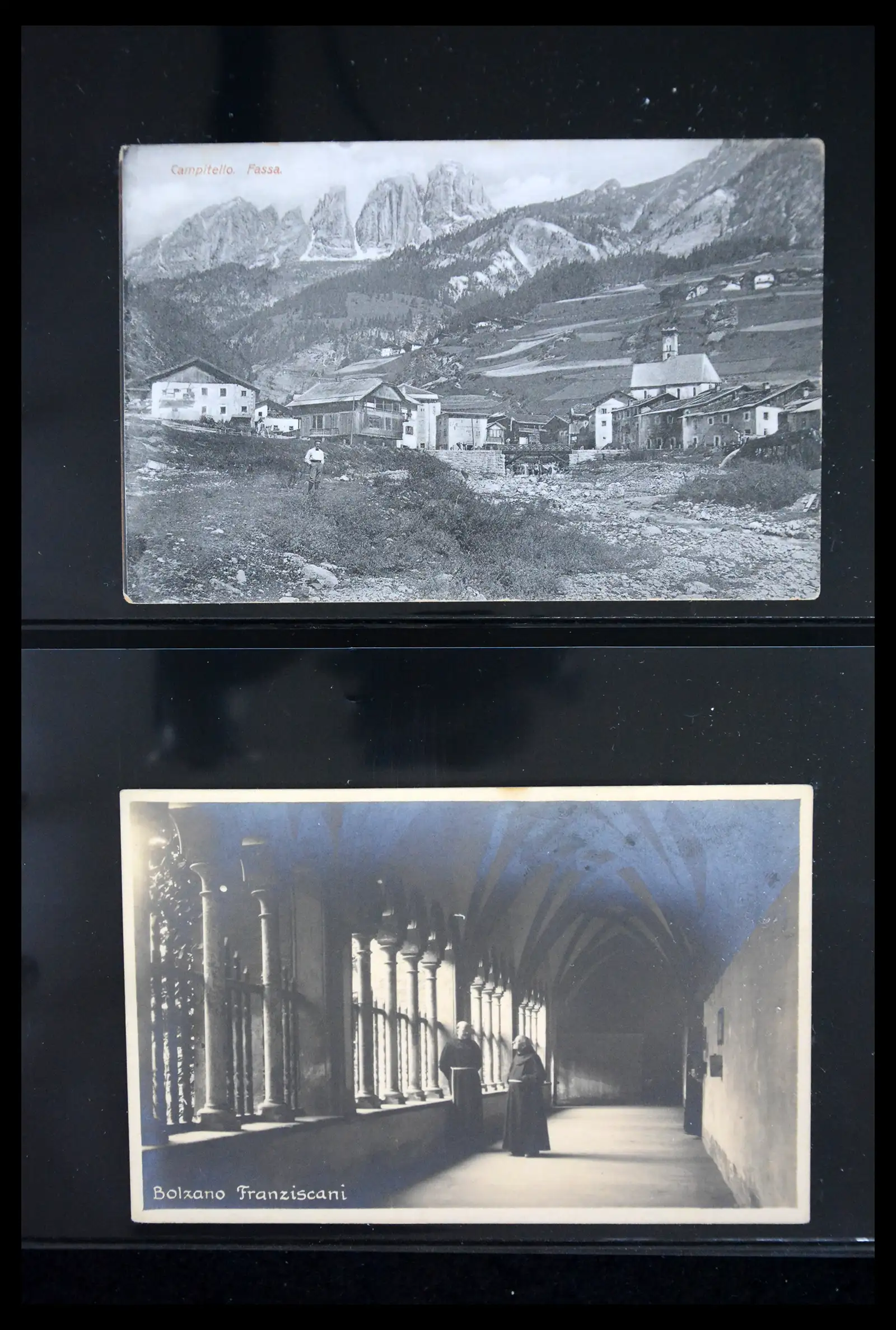 41256 0069 - Stamp collection 41256 Italy postcard collection 1900-1945.