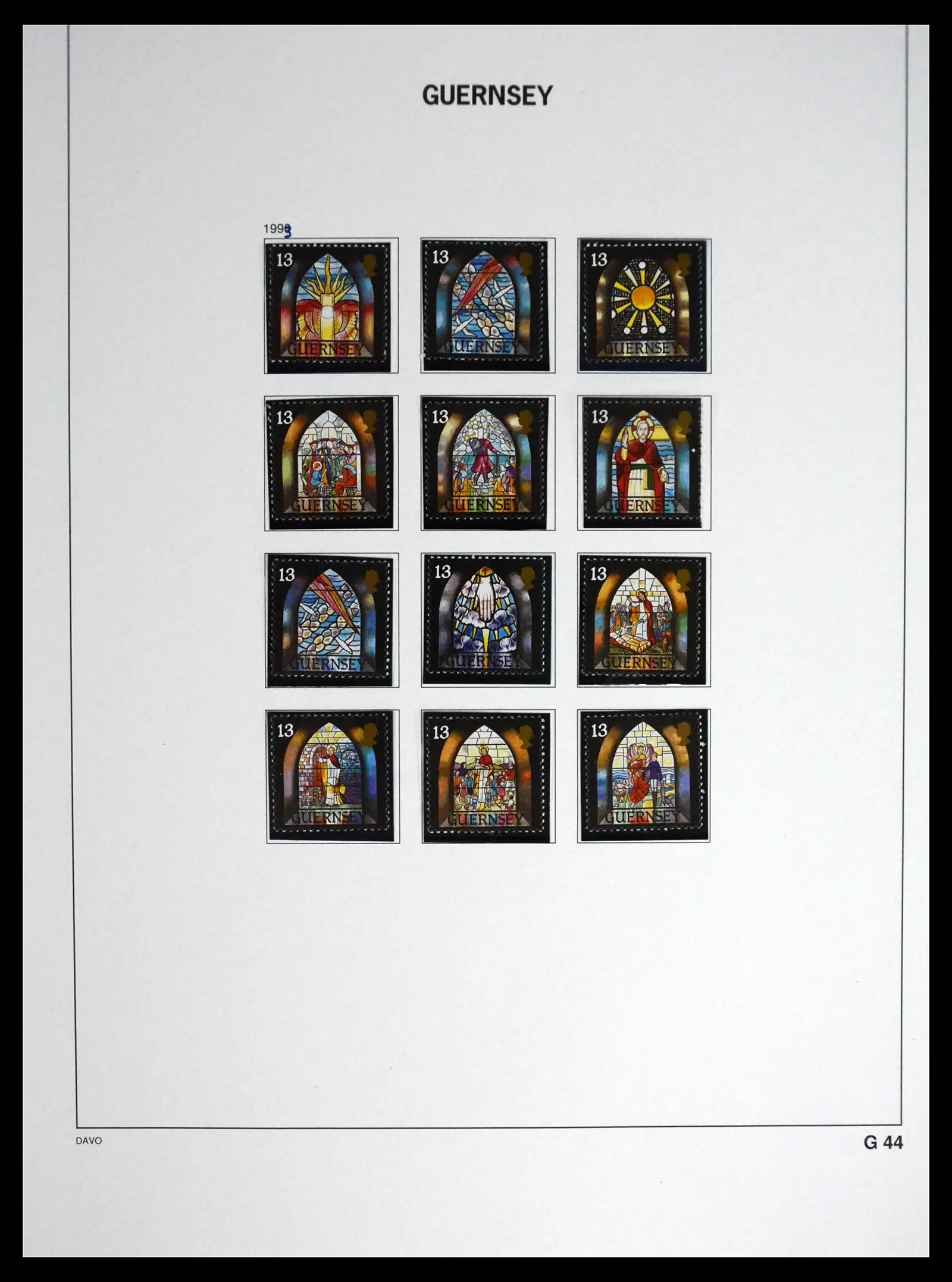 41448 0073 - Postzegelverzameling 41448 Guernsey 1941-2011.