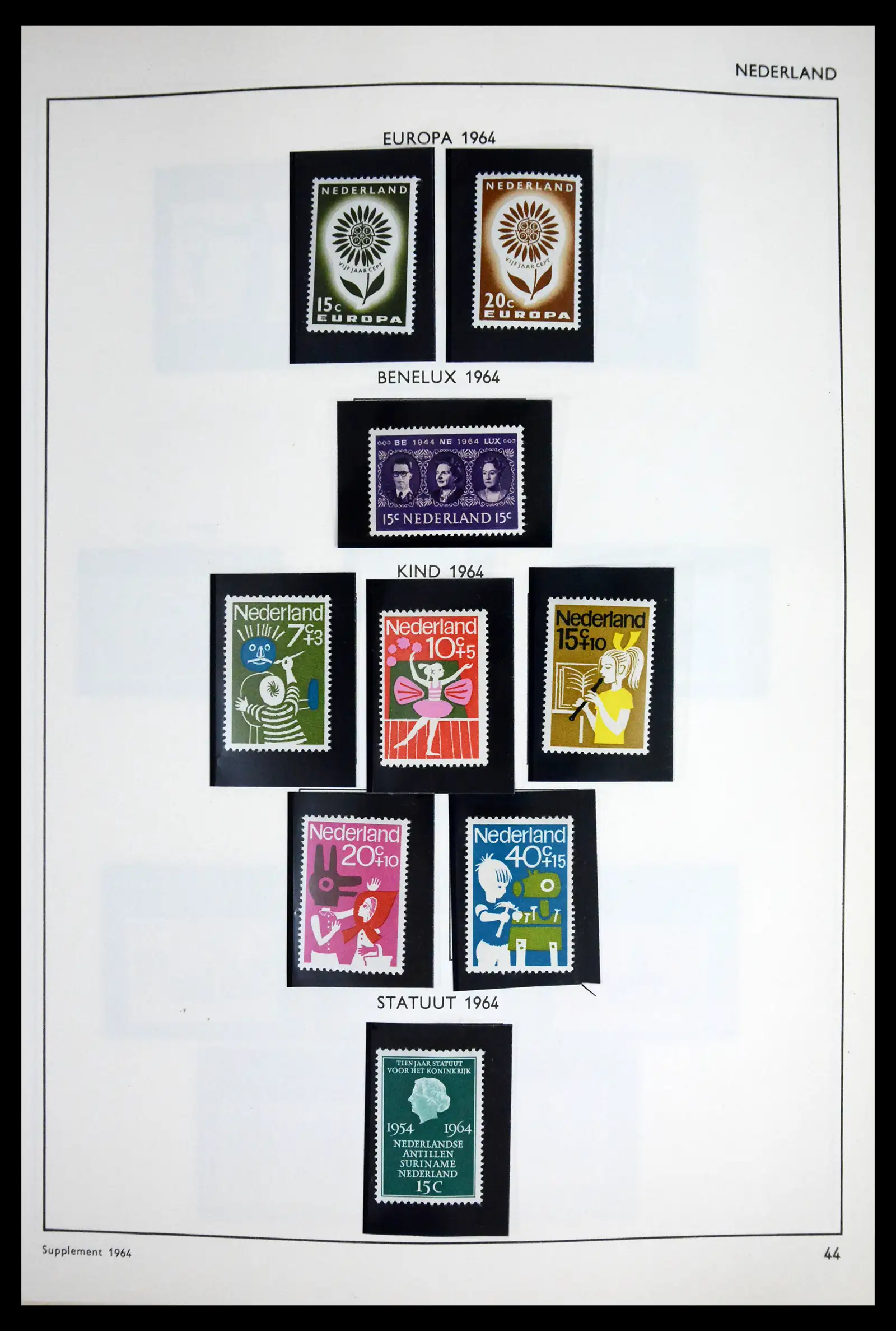 41601 0046 - Postzegelverzameling 41601 Nederland 1852-1977.
