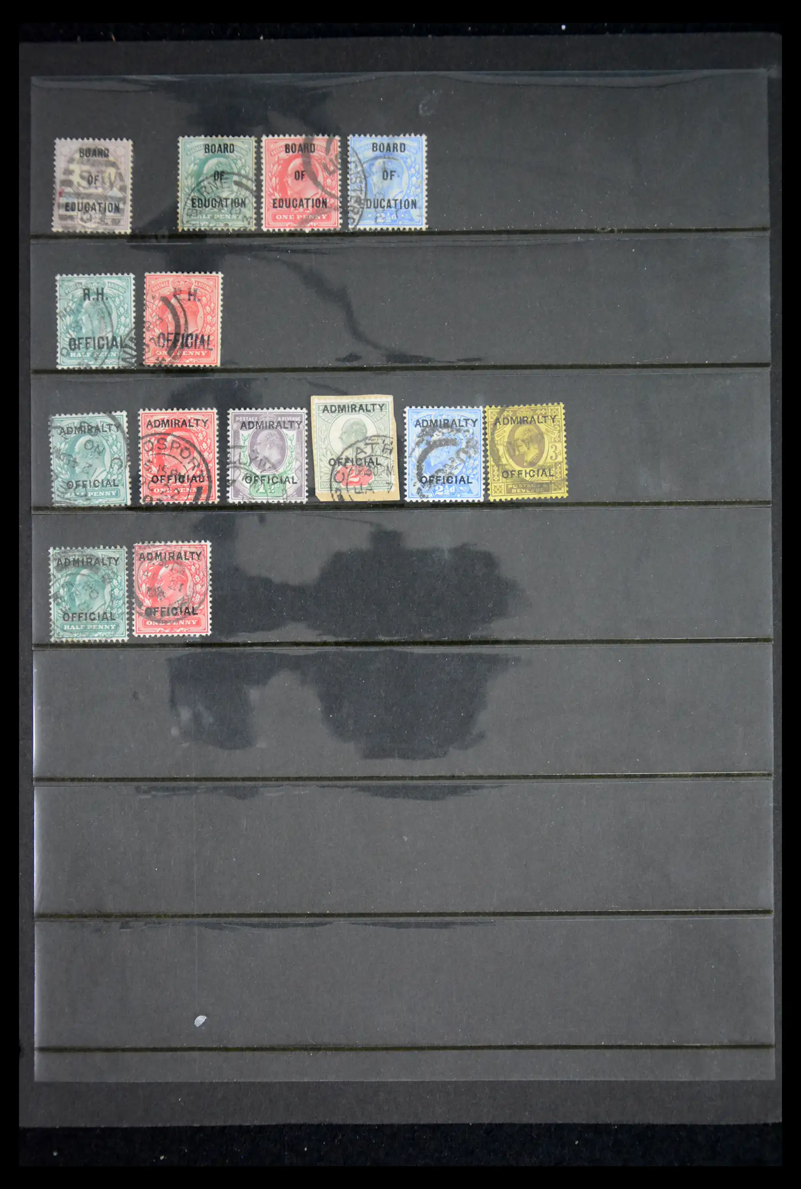 41602 0002 - Stamp collection 41602 Great Britain service stamps 1882-1904. 41602 0002 - Stamp collection 41602 Great Britain service stamps 1882-1904.