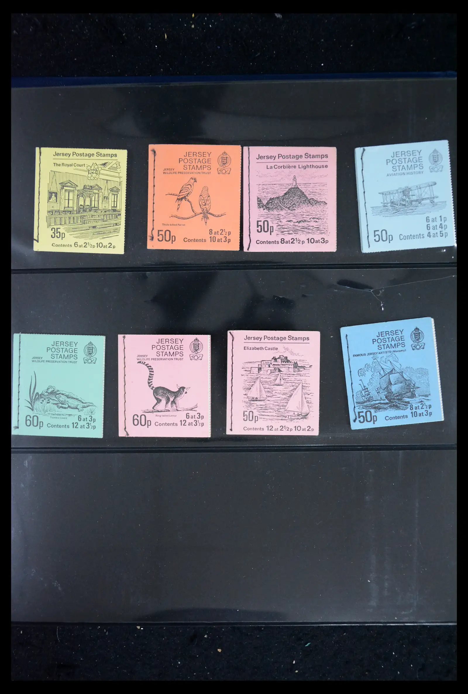 41607 0013 - Postzegelverzameling 41607 Kanaaleilanden postzegelboekjes vanaf 1969.