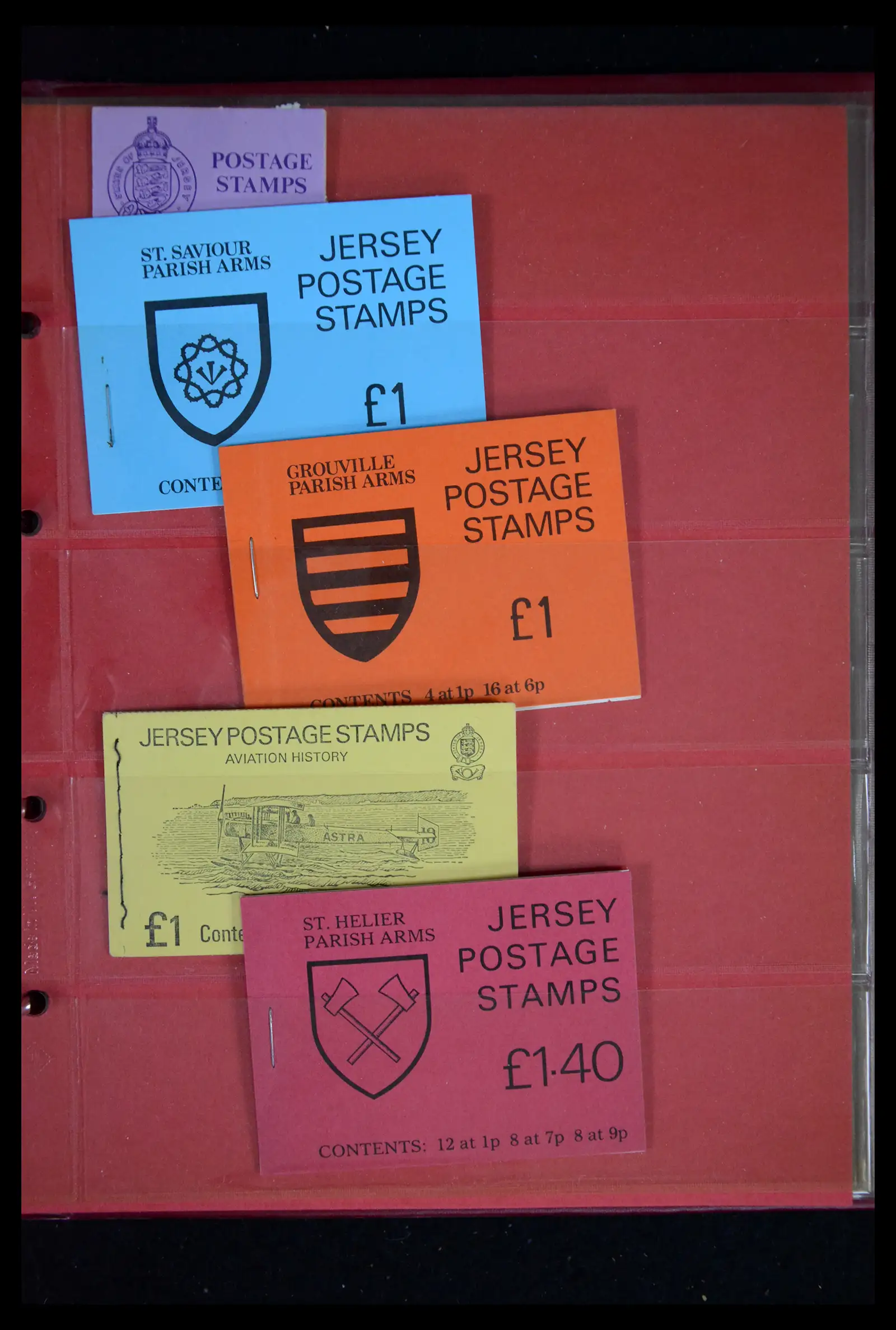 41607 0019 - Postzegelverzameling 41607 Kanaaleilanden postzegelboekjes vanaf 1969.