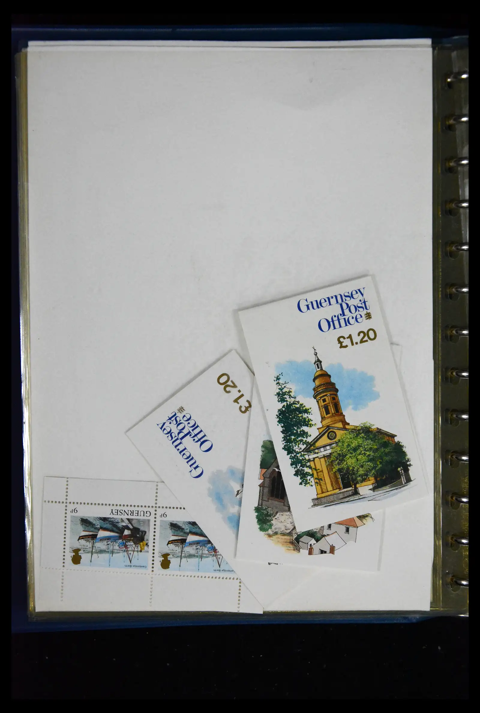 41607 0046 - Postzegelverzameling 41607 Kanaaleilanden postzegelboekjes vanaf 1969.