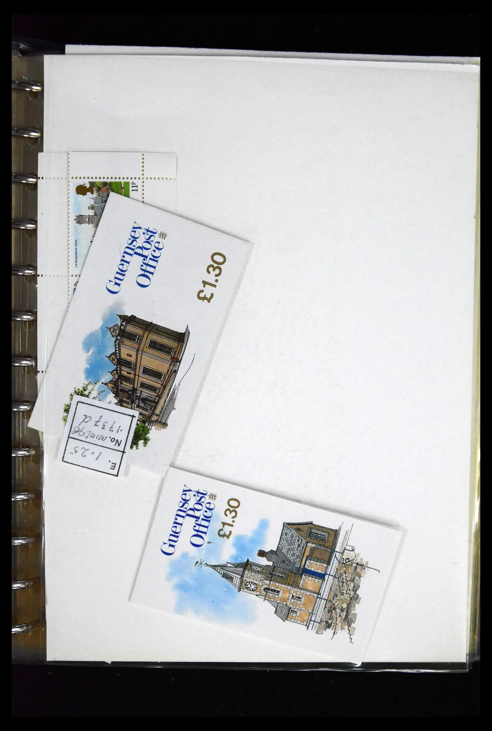 41607 0047 - Postzegelverzameling 41607 Kanaaleilanden postzegelboekjes vanaf 1969.