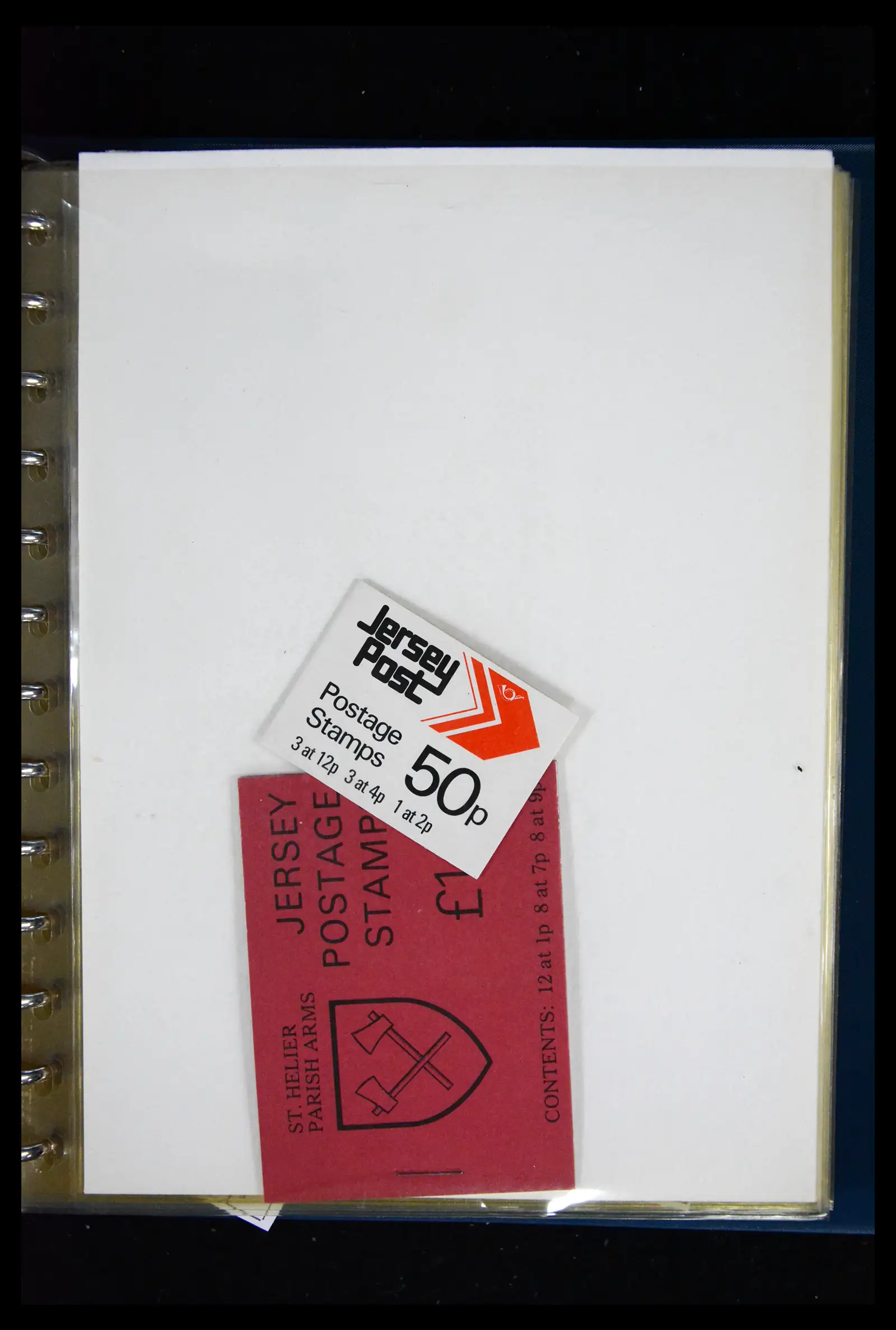 41607 0057 - Postzegelverzameling 41607 Kanaaleilanden postzegelboekjes vanaf 1969.