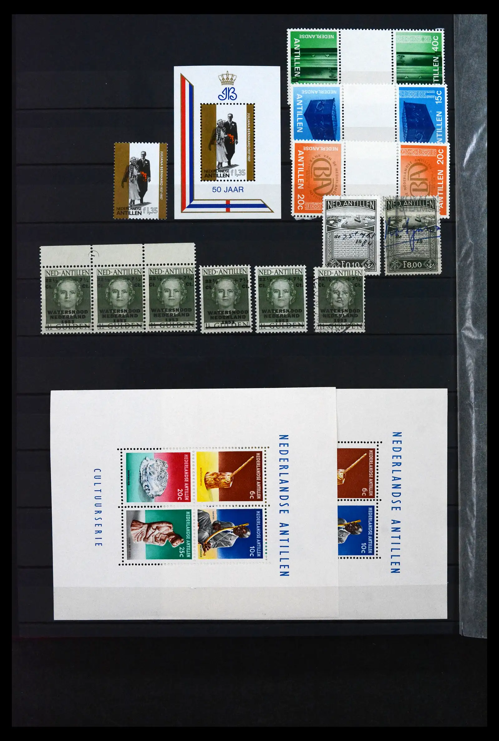 41628 0019 - Postzegelverzameling 41628 Overzee 1864-1975.