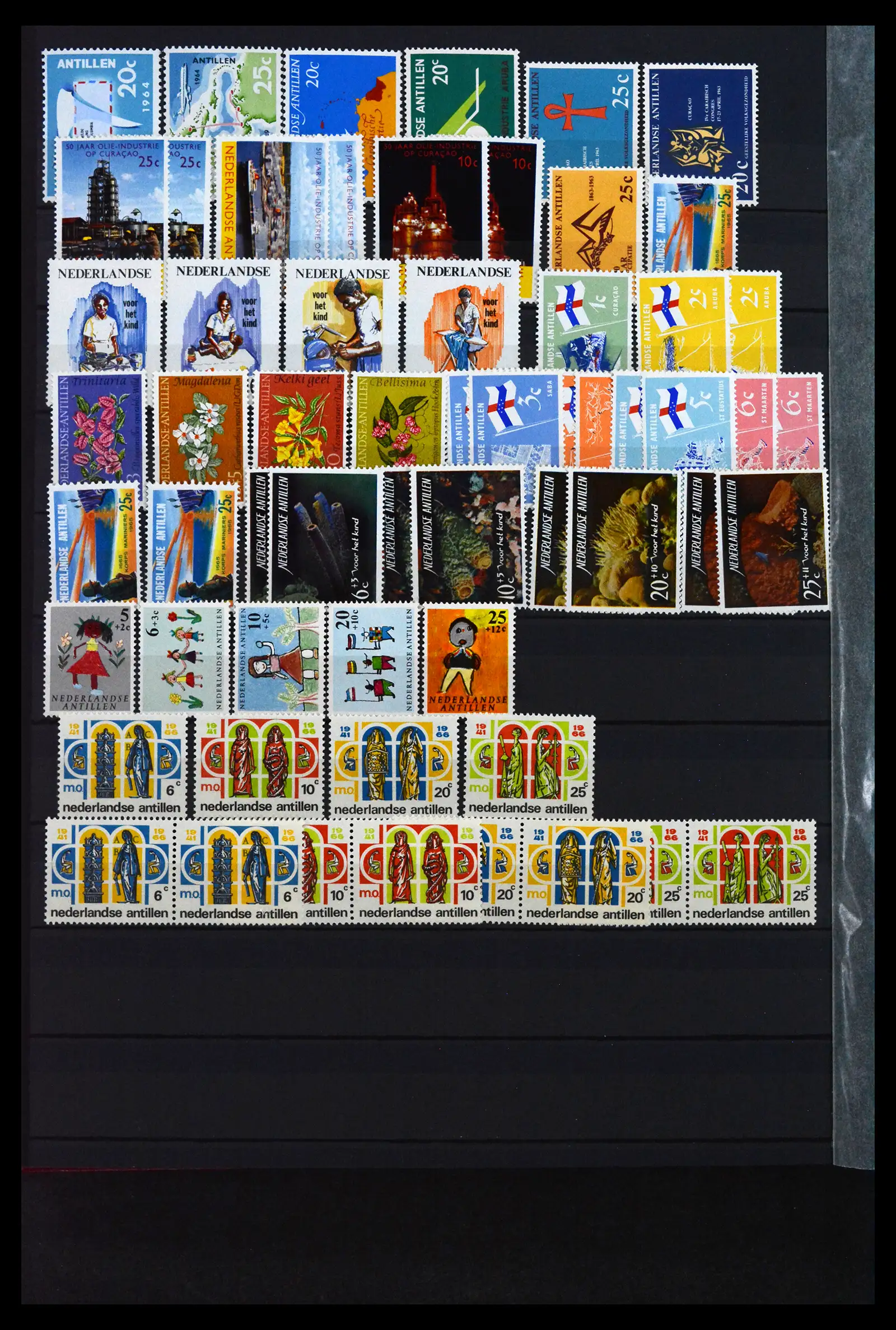 41628 0025 - Postzegelverzameling 41628 Overzee 1864-1975.