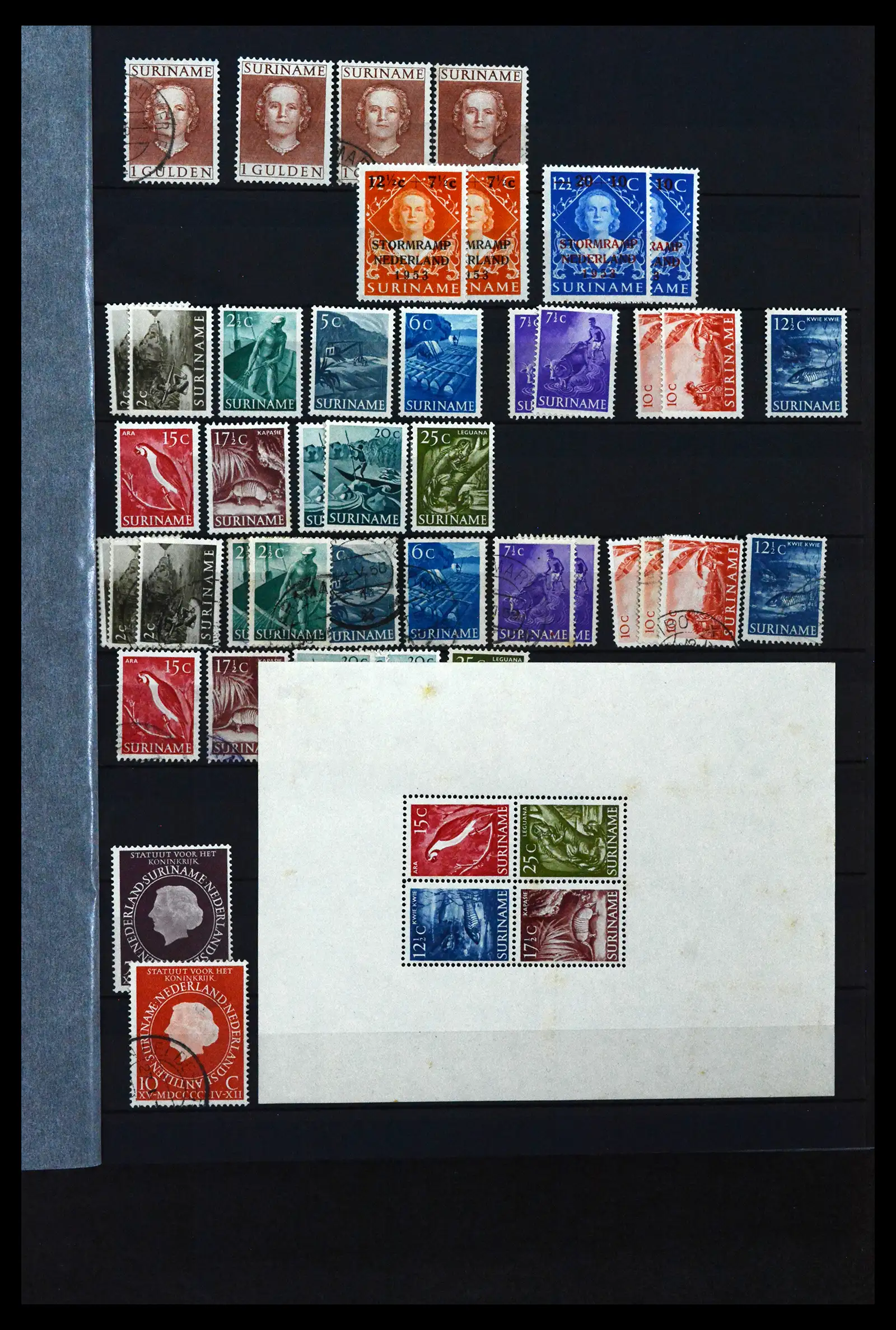 41628 0037 - Postzegelverzameling 41628 Overzee 1864-1975.