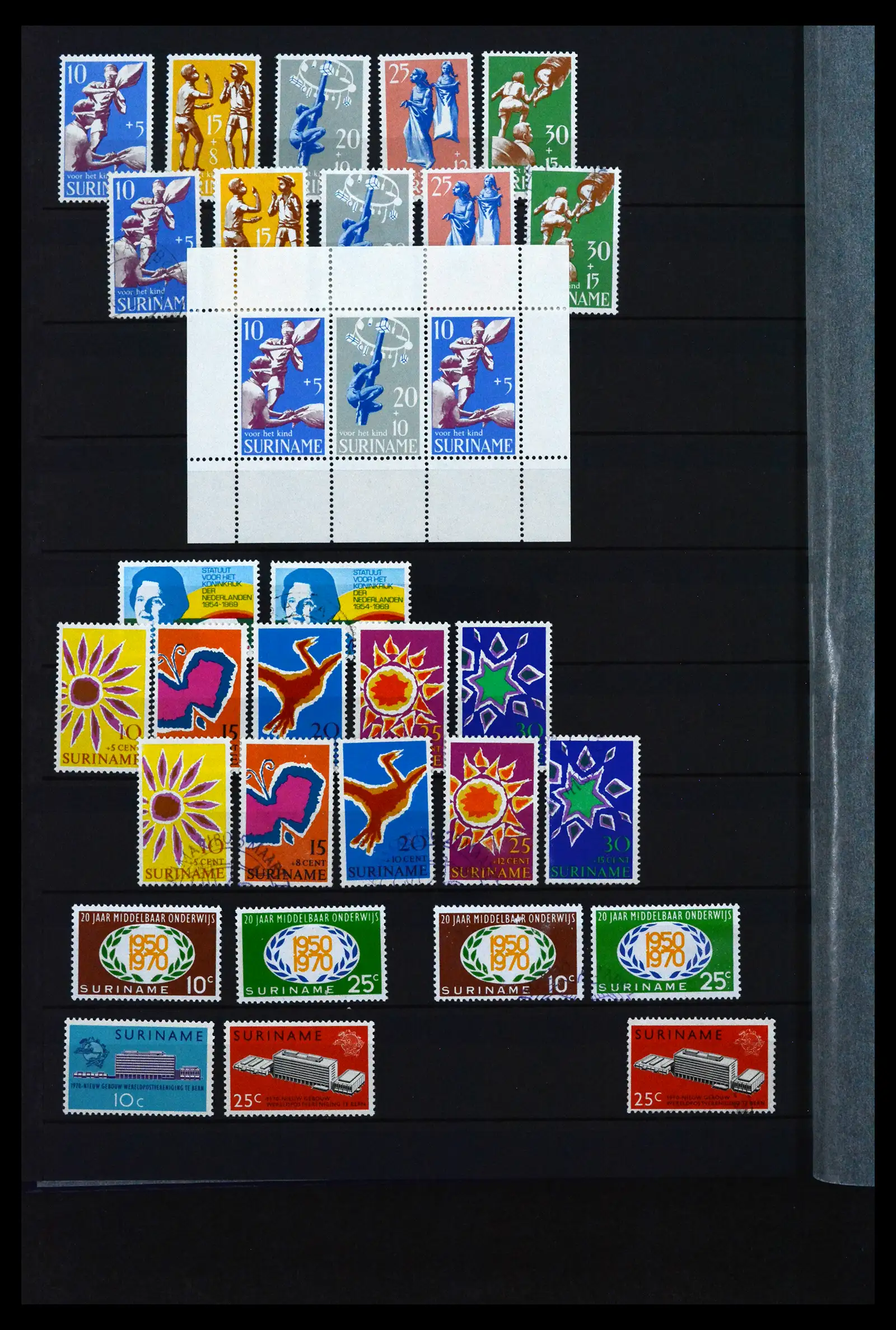 41628 0048 - Postzegelverzameling 41628 Overzee 1864-1975.