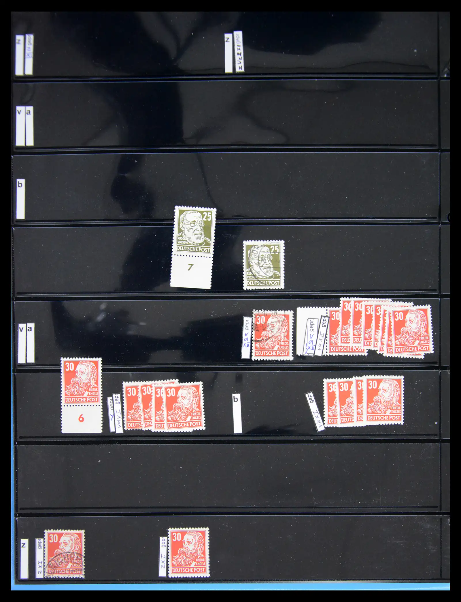 41631 0004 - Postzegelverzameling 41631 DDR gespecialiseerd 1948-1960.