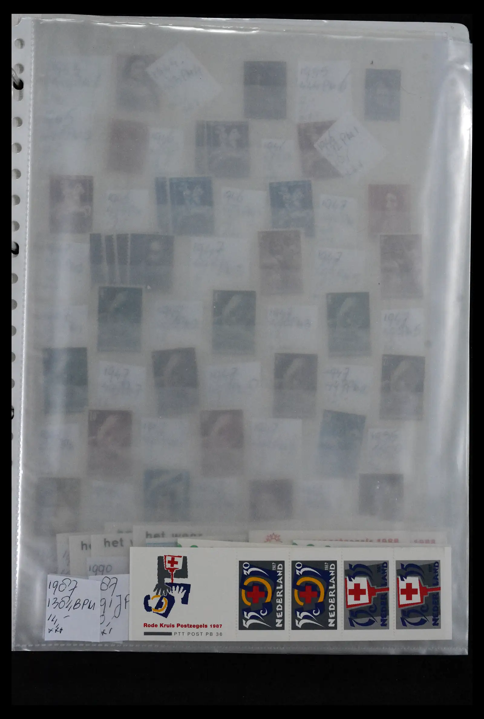 41643 0040 - Postzegelverzameling 41643 Nederland plaatfouten 1900-2011.