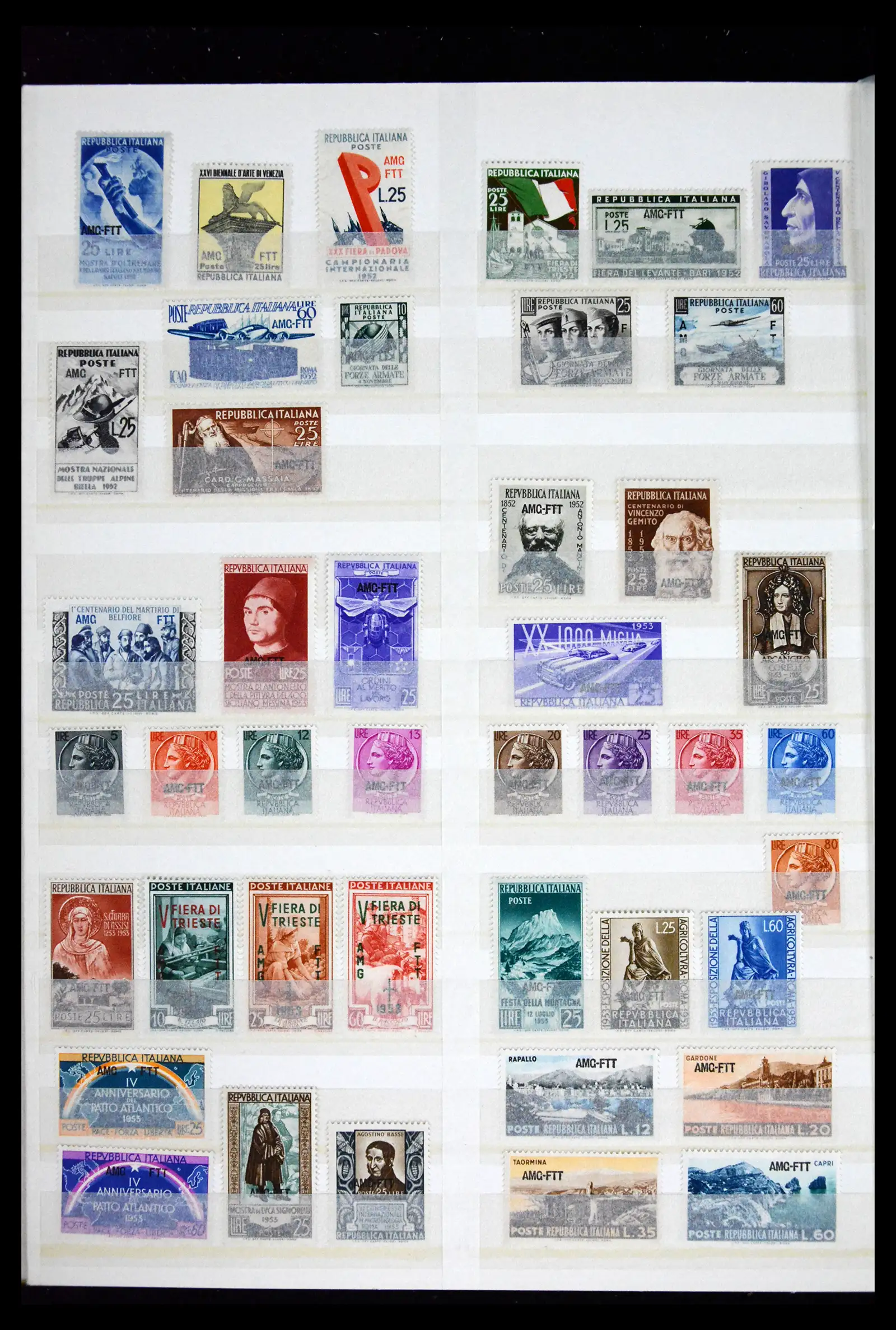 41662 0033 - Postzegelverzameling 41662 Italië BOB / bezetting / gebieden 1893-1955.