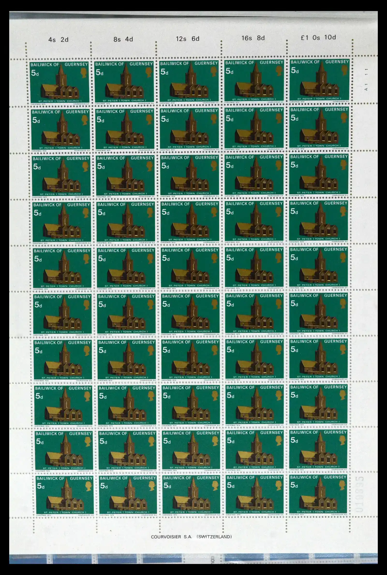 41669 0006 - Postzegelverzameling 41669 Guernsey complete vellen 1969-1975.