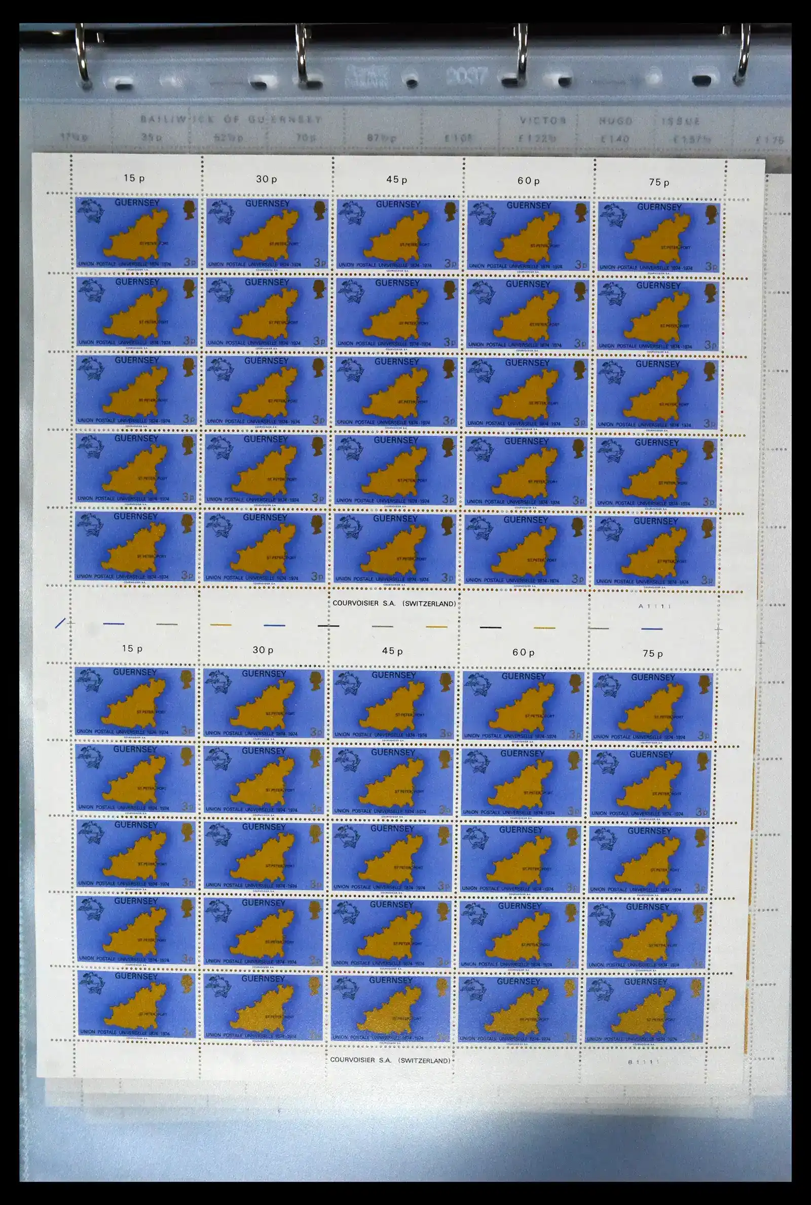 41669 0028 - Postzegelverzameling 41669 Guernsey complete vellen 1969-1975.