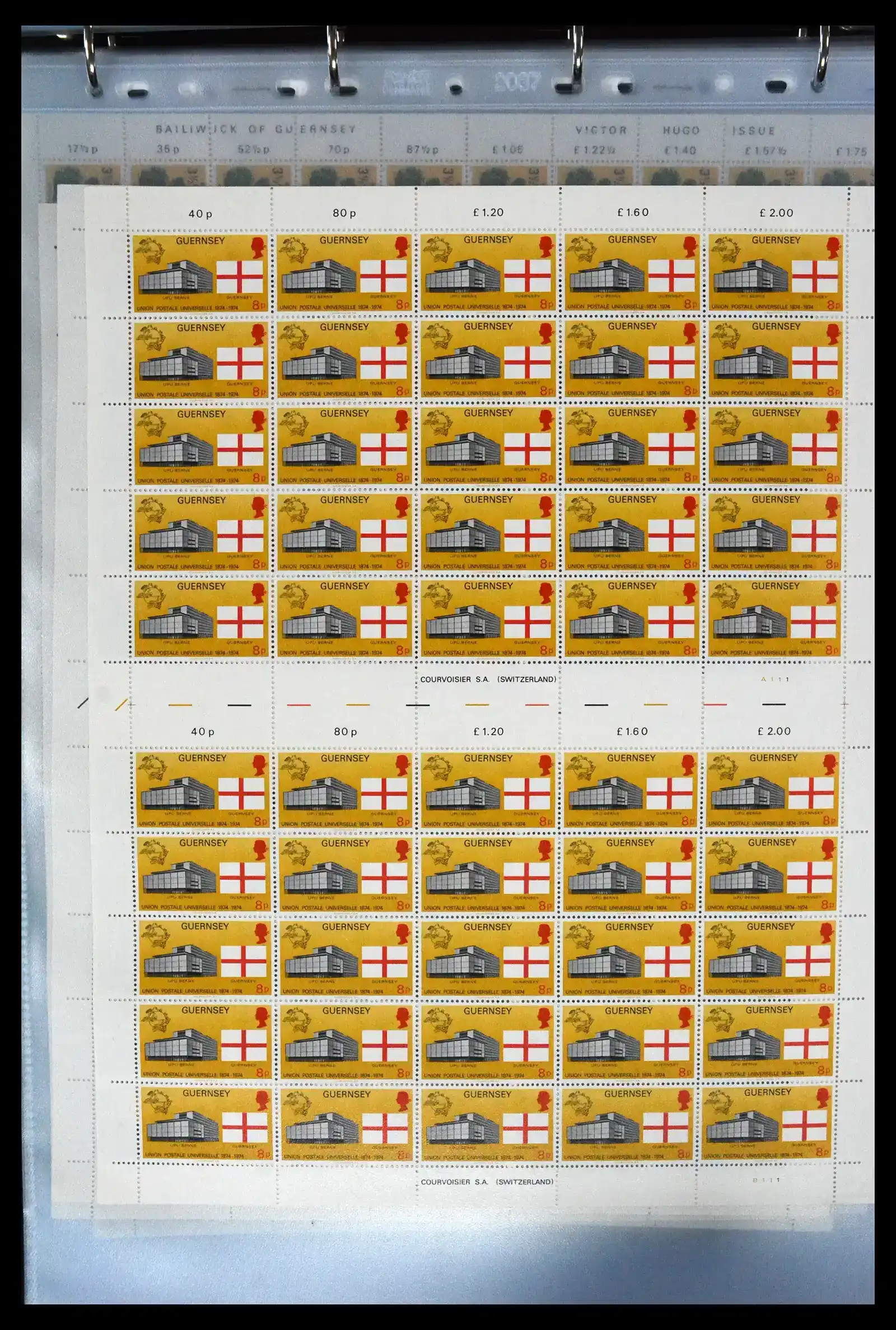 41669 0029 - Postzegelverzameling 41669 Guernsey complete vellen 1969-1975.