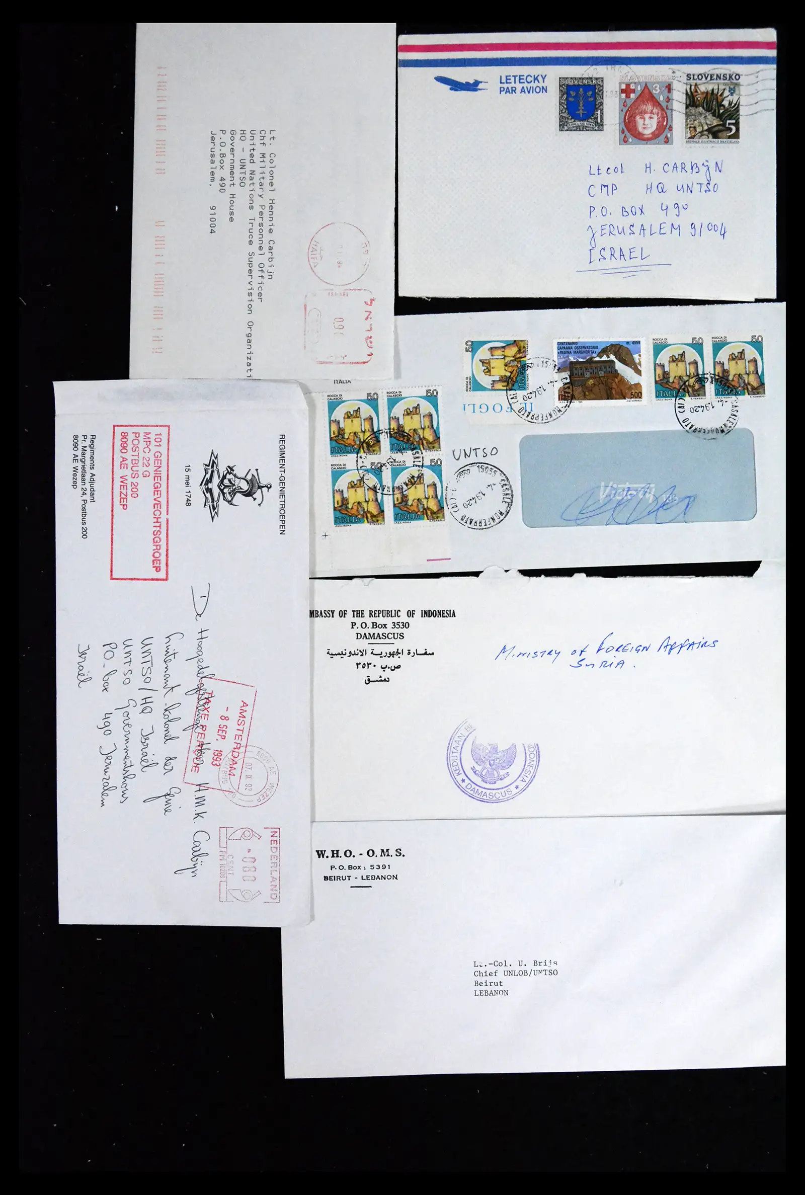 41682 0049 - Postzegelverzameling 41682 Nederland brieven VN vredesmissies 1979-1999.