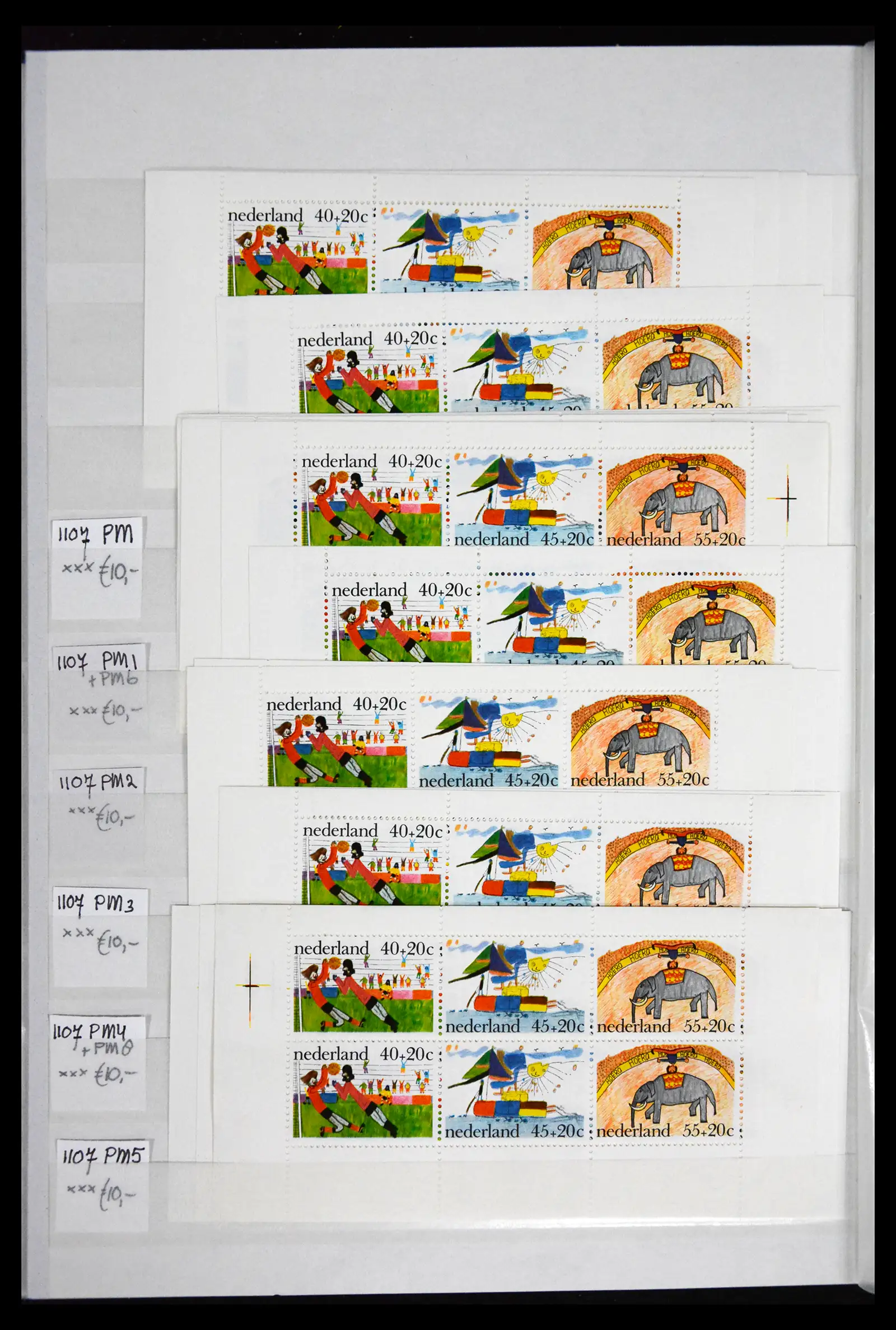 41686 0065 - Stamp collection 41686 Netherlands platefaults on child sheetlets 1965-2004.