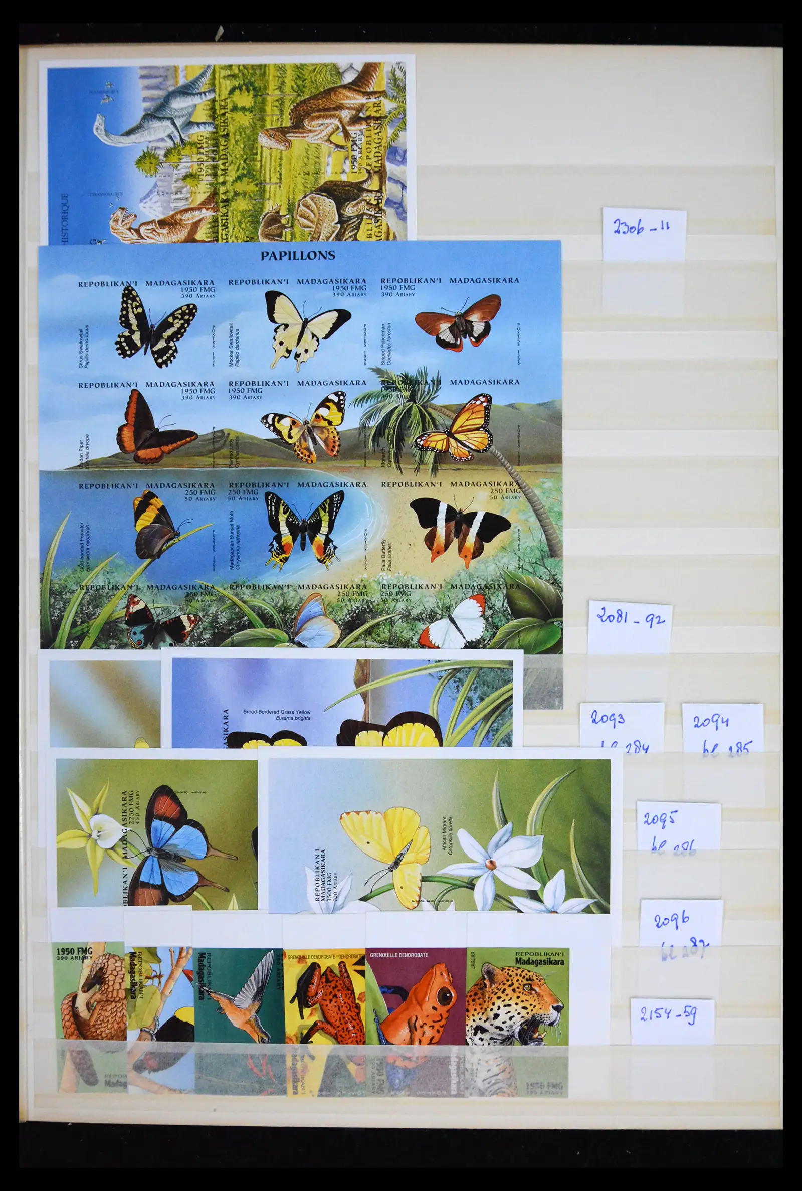 41691 0007 - Stamp collection 41691 Thematic animals imperforated 1950-2000.
