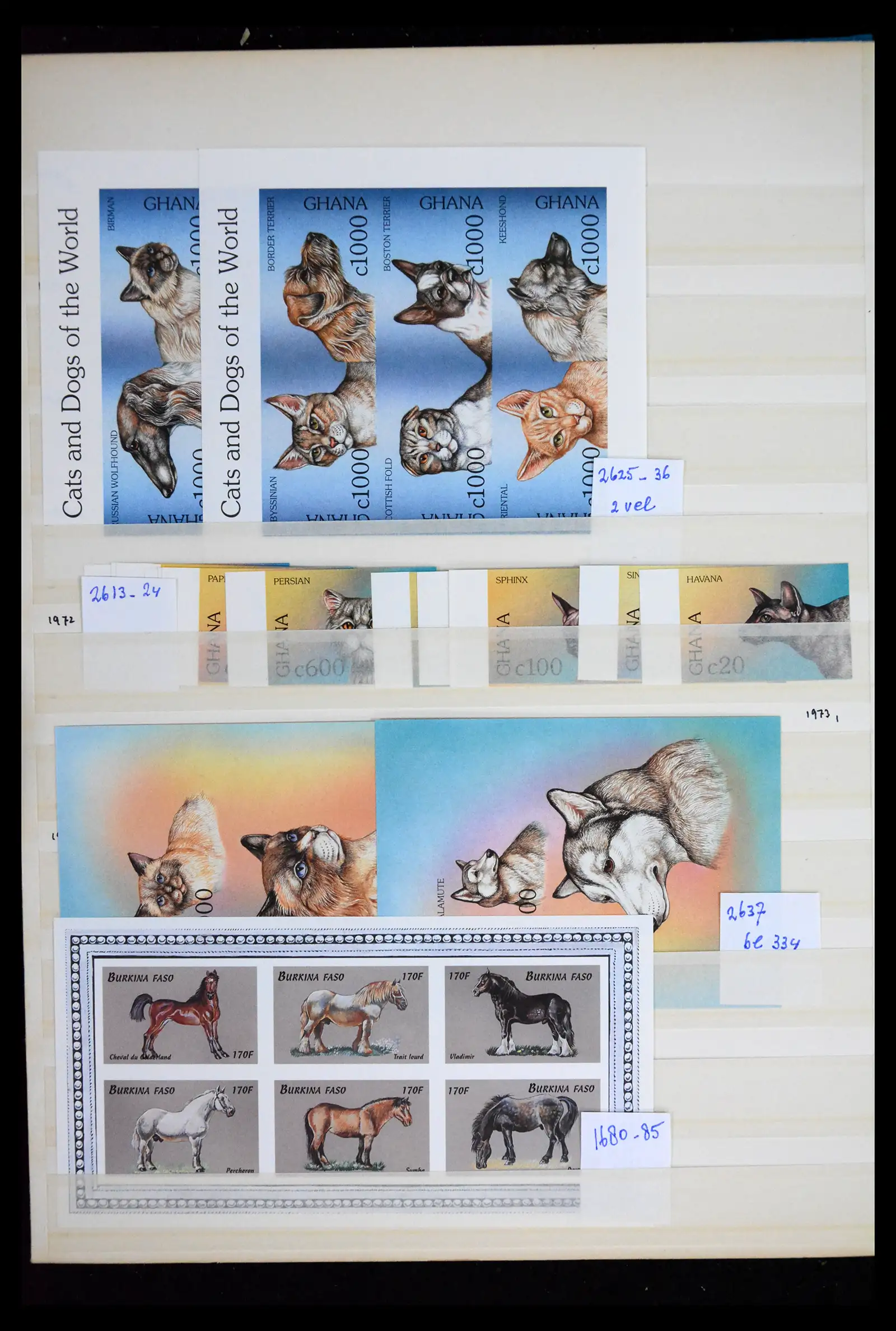 41691 0012 - Stamp collection 41691 Thematic animals imperforated 1950-2000.