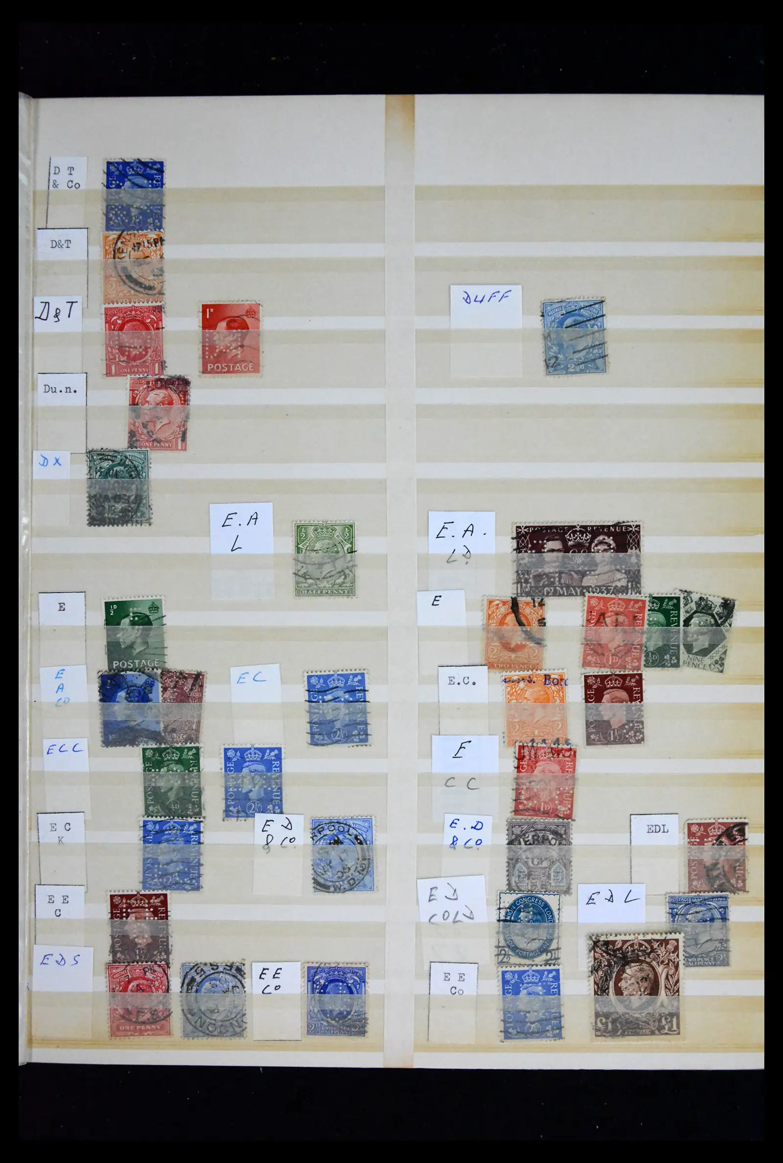 41721 0016 - Stamp collection 41721 Great Britain perfins 1900-1970.