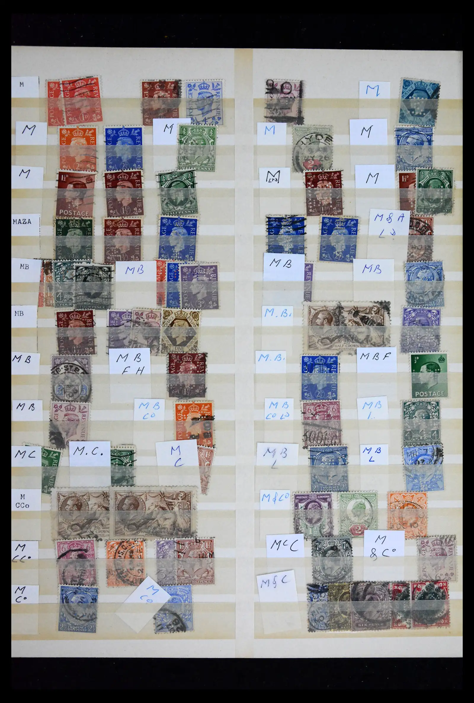 41721 0035 - Stamp collection 41721 Great Britain perfins 1900-1970.