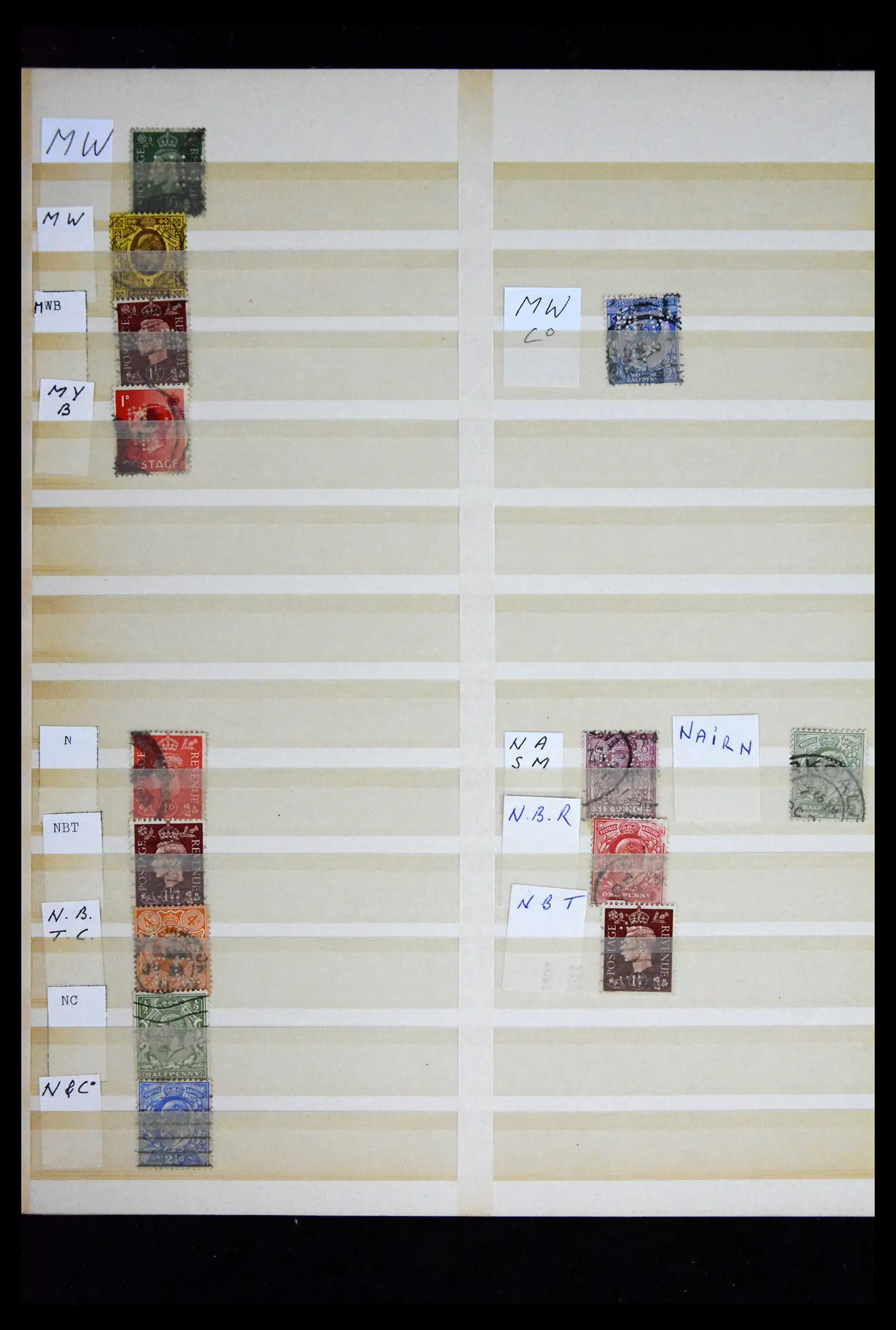 41721 0037 - Stamp collection 41721 Great Britain perfins 1900-1970.