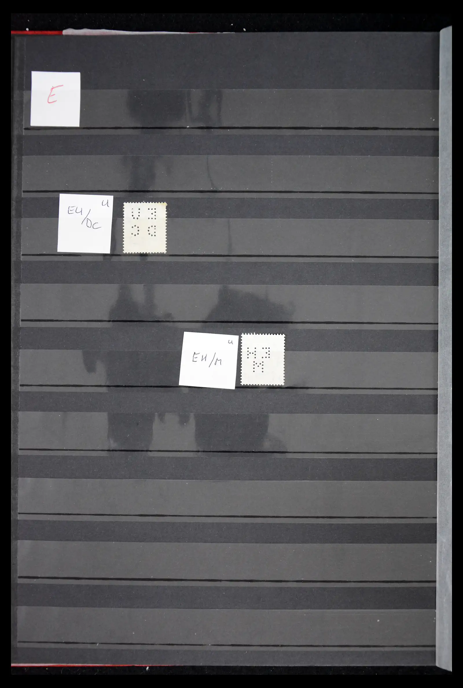 41721 0047 - Stamp collection 41721 Great Britain perfins 1900-1970.