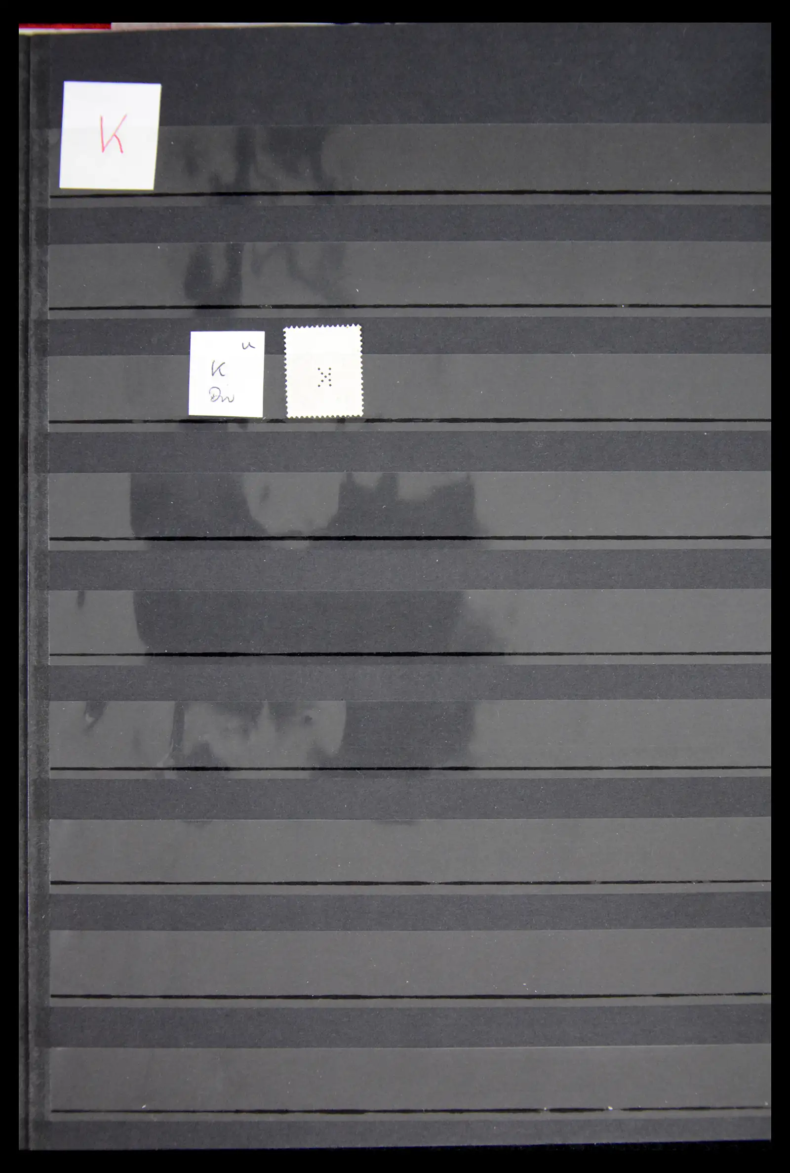 41721 0050 - Stamp collection 41721 Great Britain perfins 1900-1970.