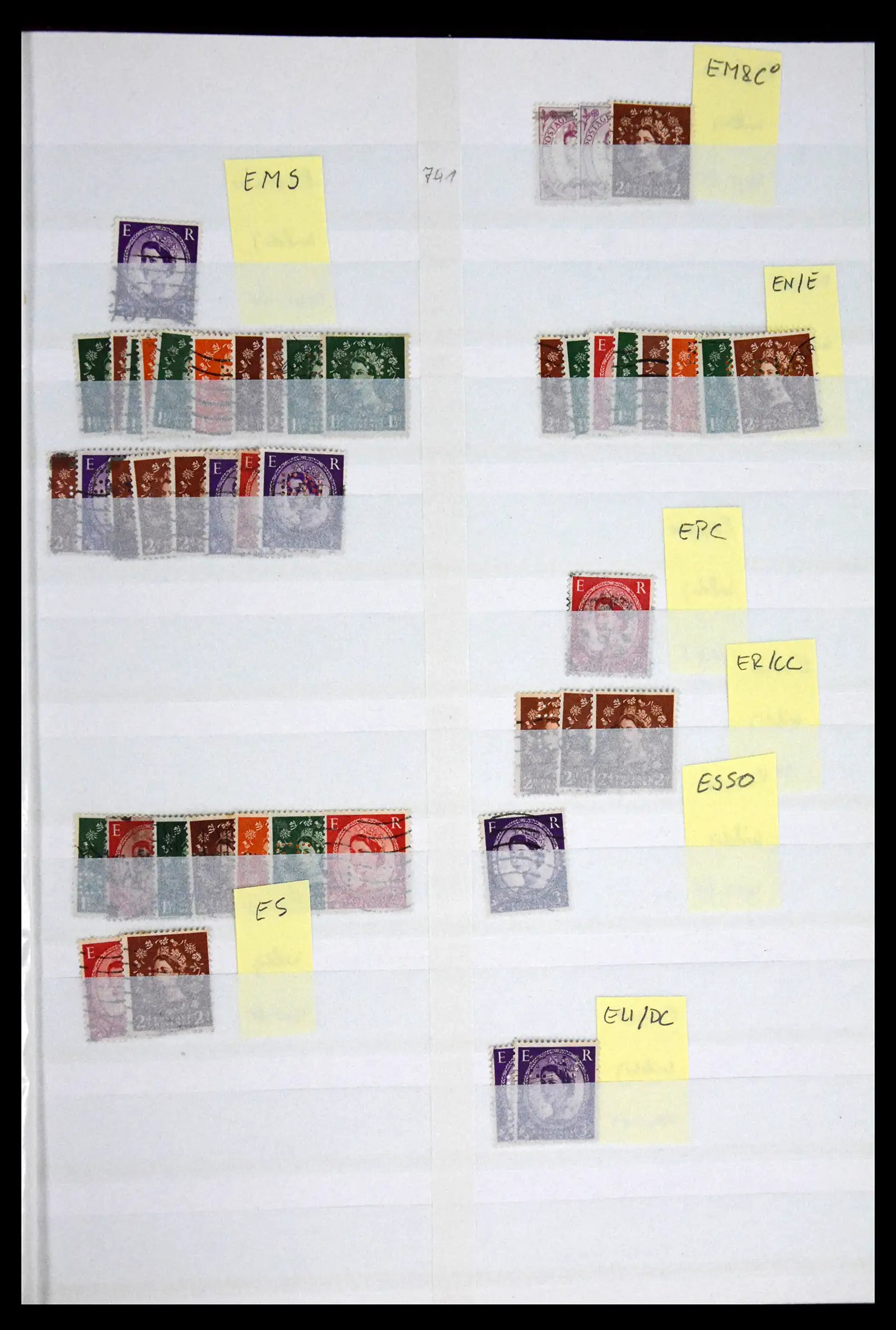 41721 0070 - Stamp collection 41721 Great Britain perfins 1900-1970.