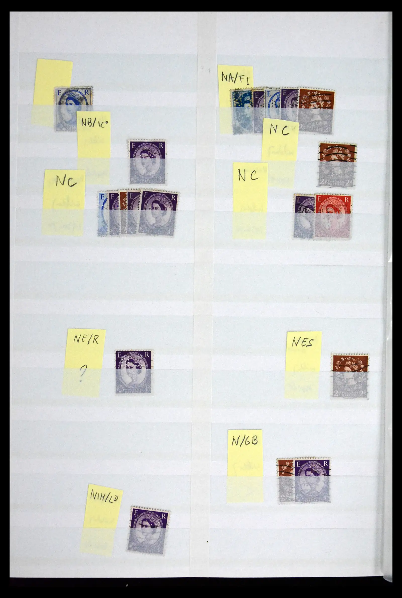 41721 0087 - Stamp collection 41721 Great Britain perfins 1900-1970.