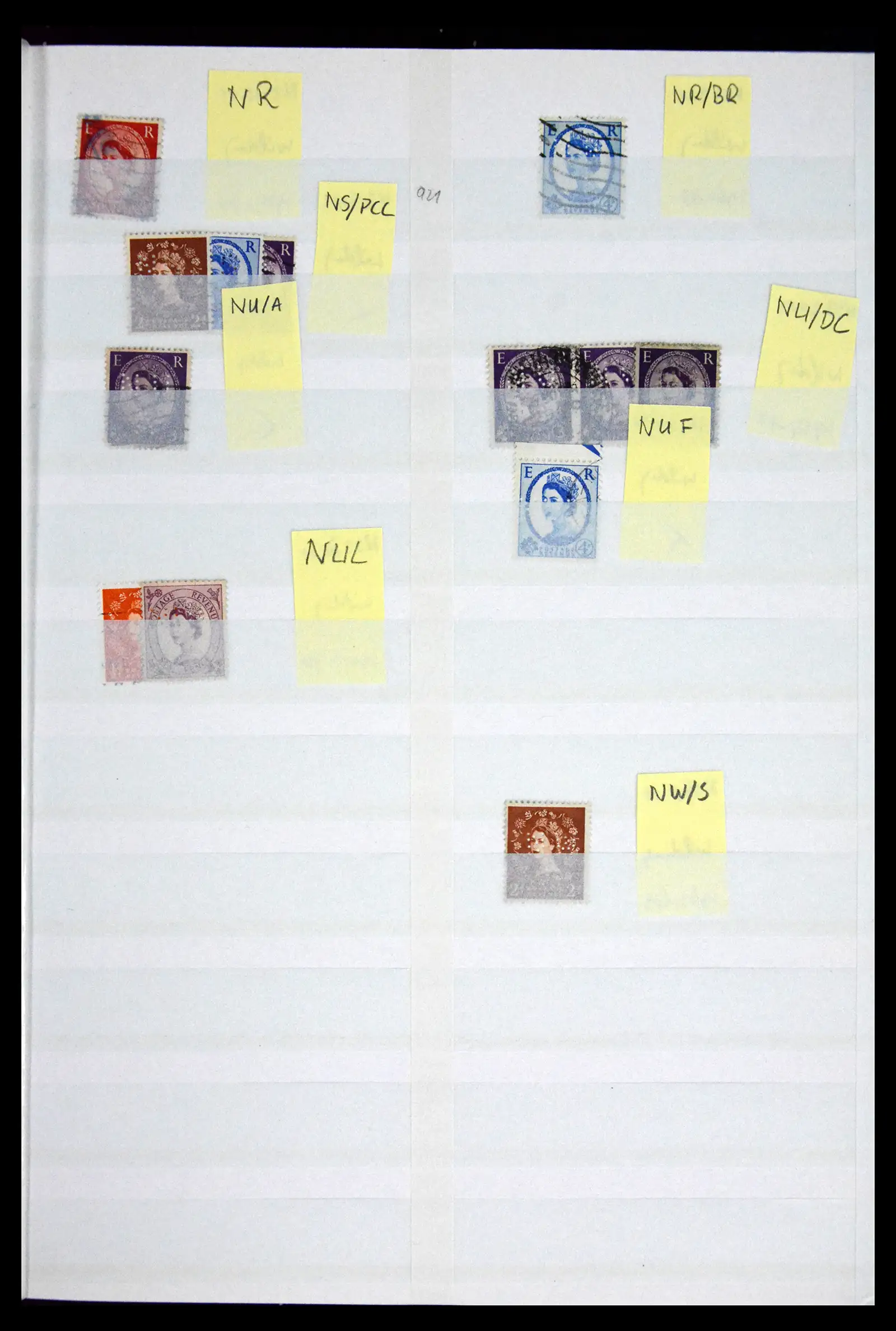 41721 0088 - Stamp collection 41721 Great Britain perfins 1900-1970.