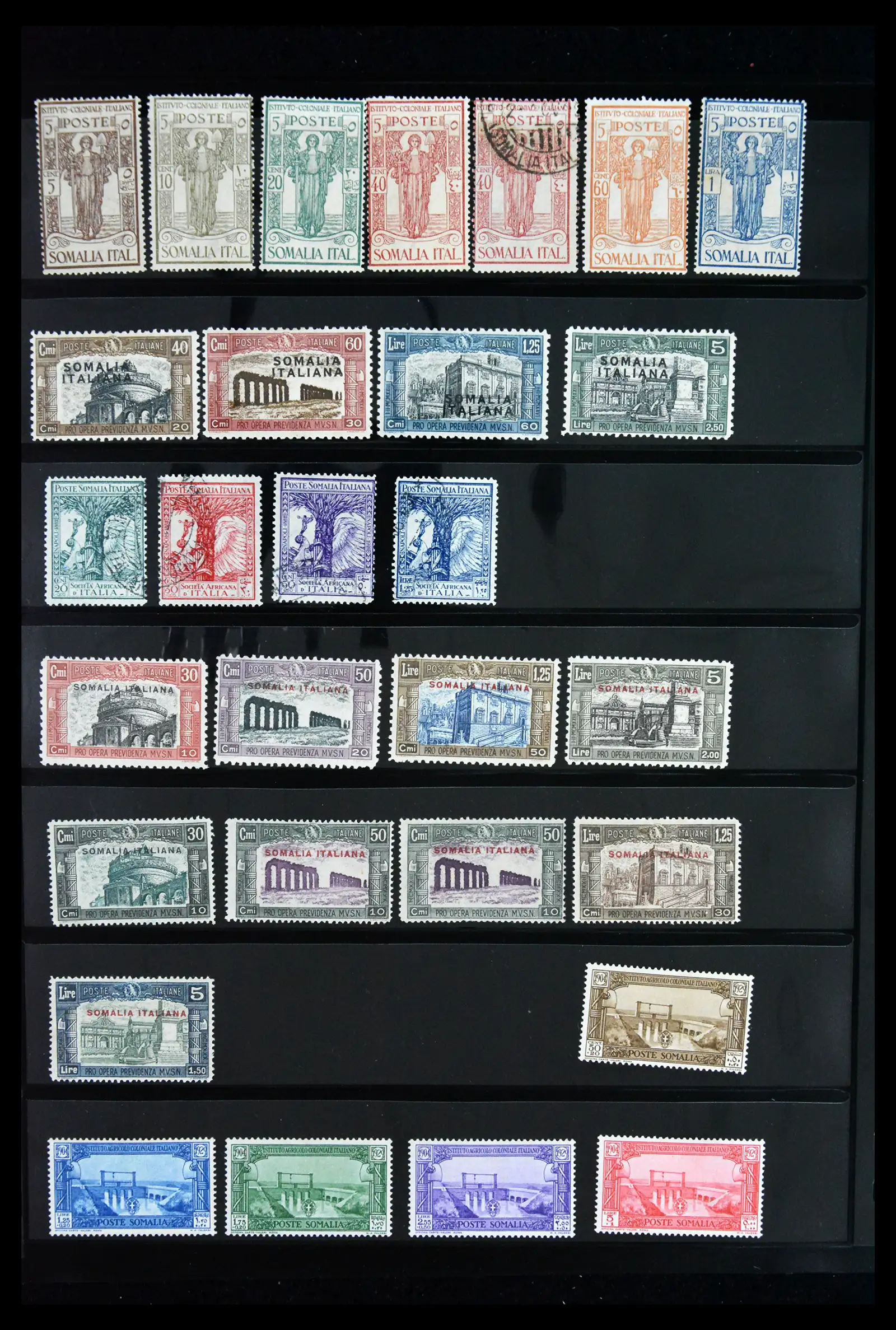 41885 0022 - Stamp collection 41885 Italian Colonies 1893-1941.