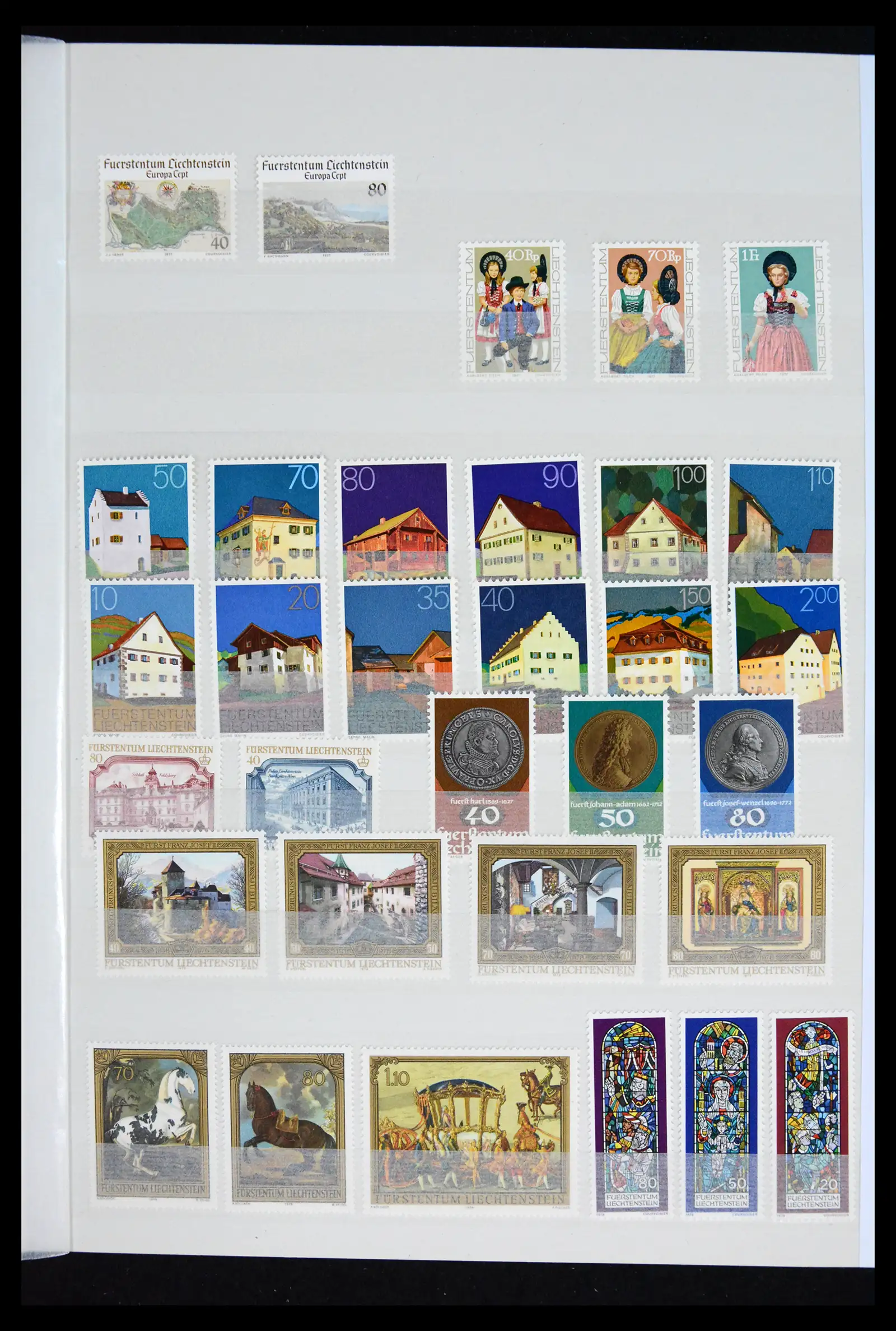 41917 0017 - Postzegelverzameling 41917 Liechtenstein 1912-2013.