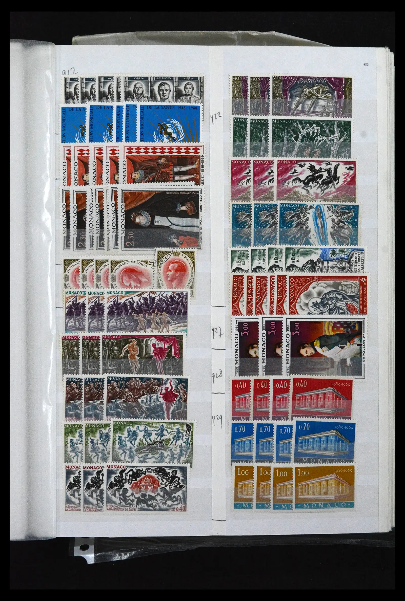 41936 0047 - Postzegelverzameling 41936 Monaco handelsvoorraad 1885-2012.