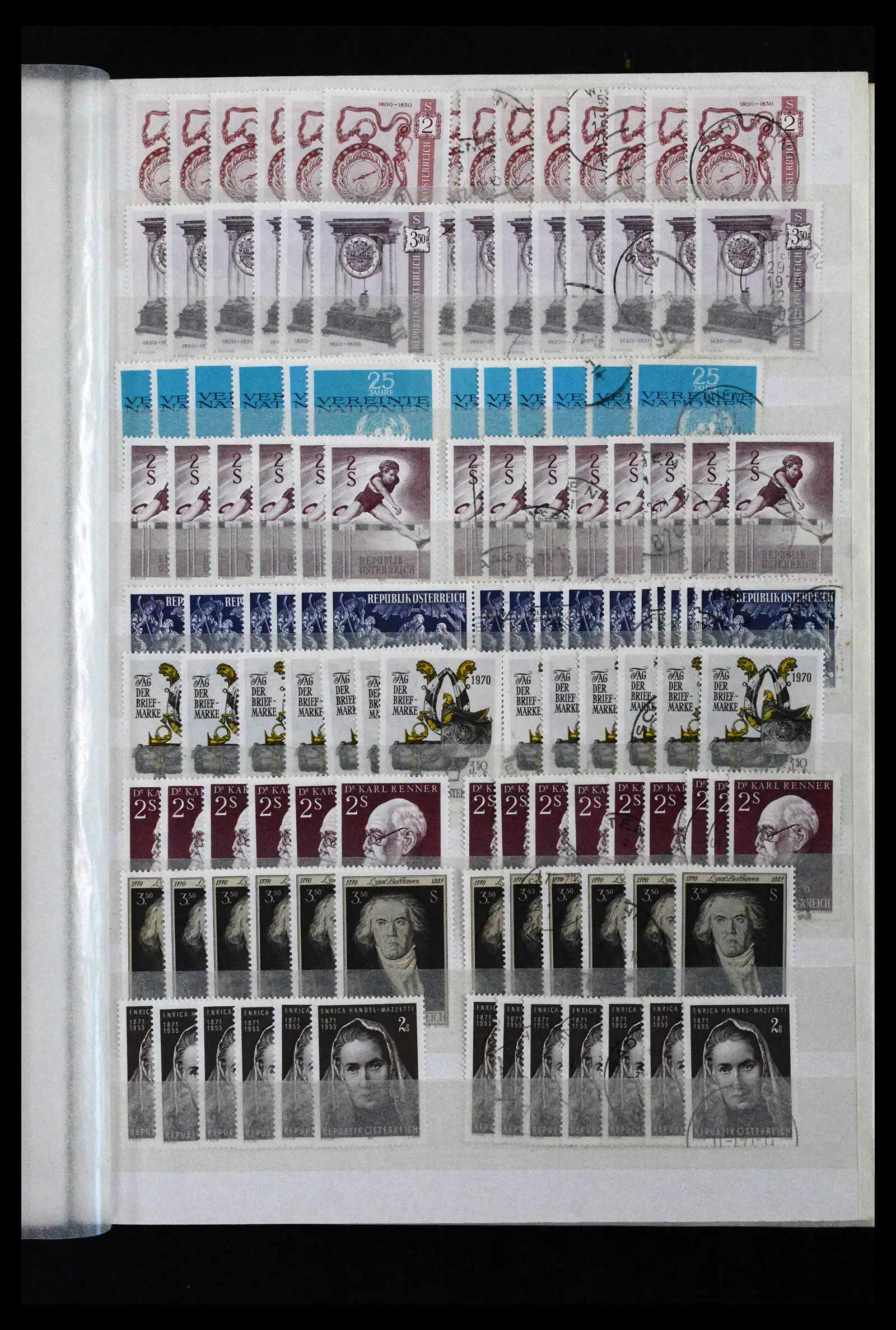 41939 0019 - Stamp collection 41939 Austria stock 1965-2001.