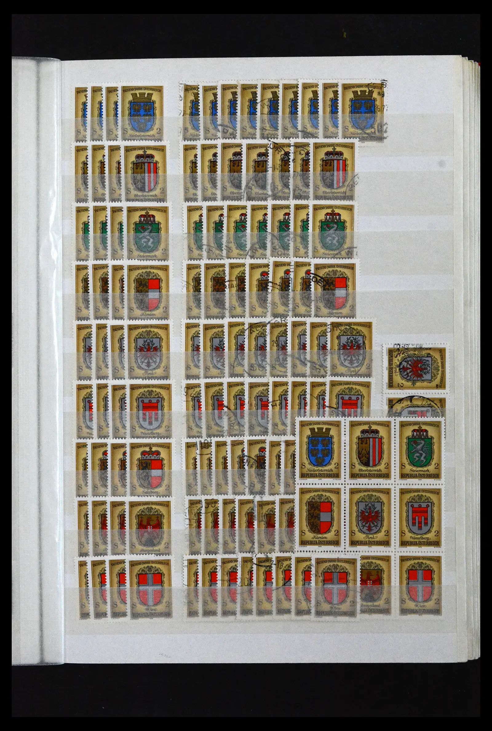 41939 0037 - Postzegelverzameling 41939 Oostenrijk voorraad 1965-2001.
