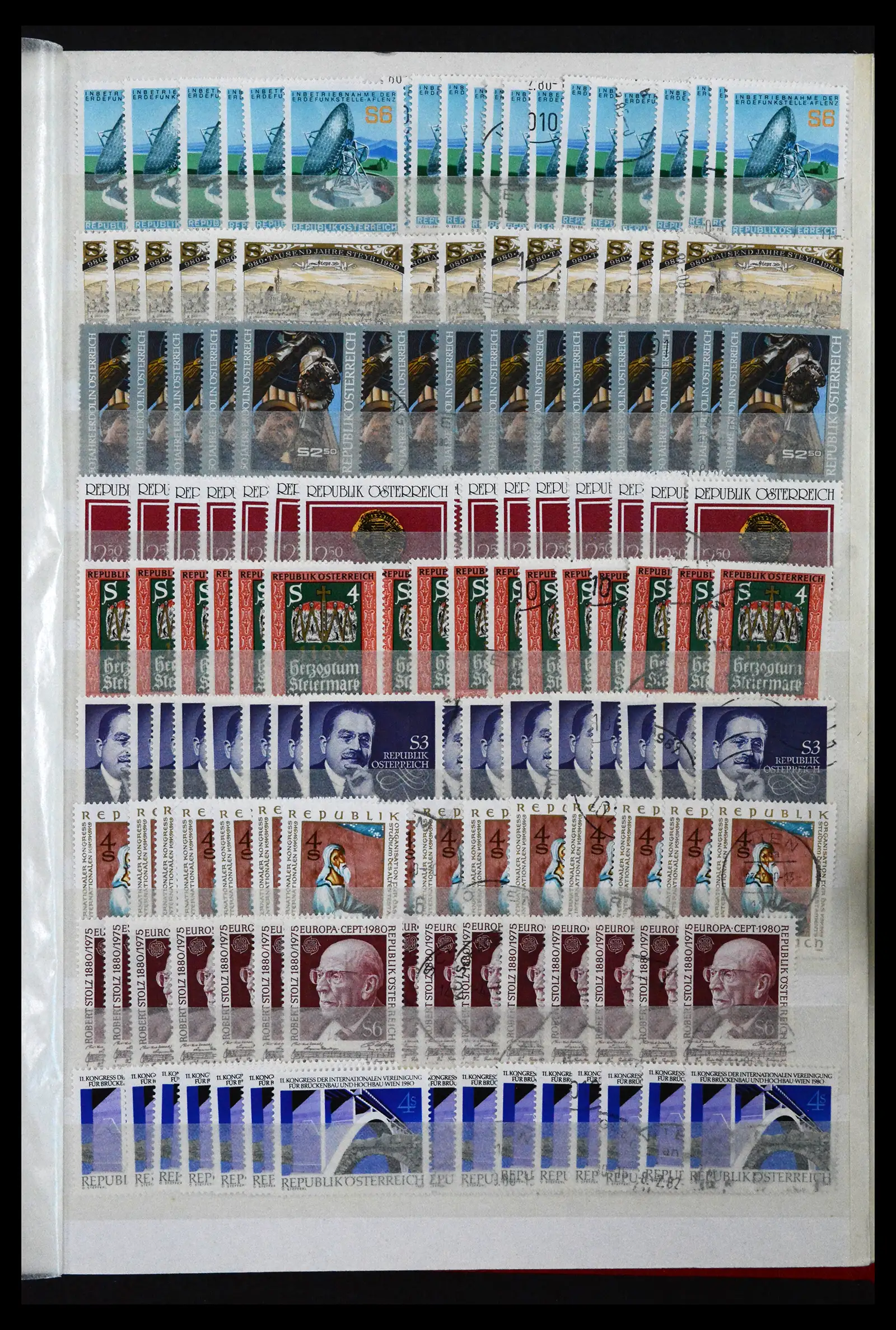 41939 0053 - Postzegelverzameling 41939 Oostenrijk voorraad 1965-2001.