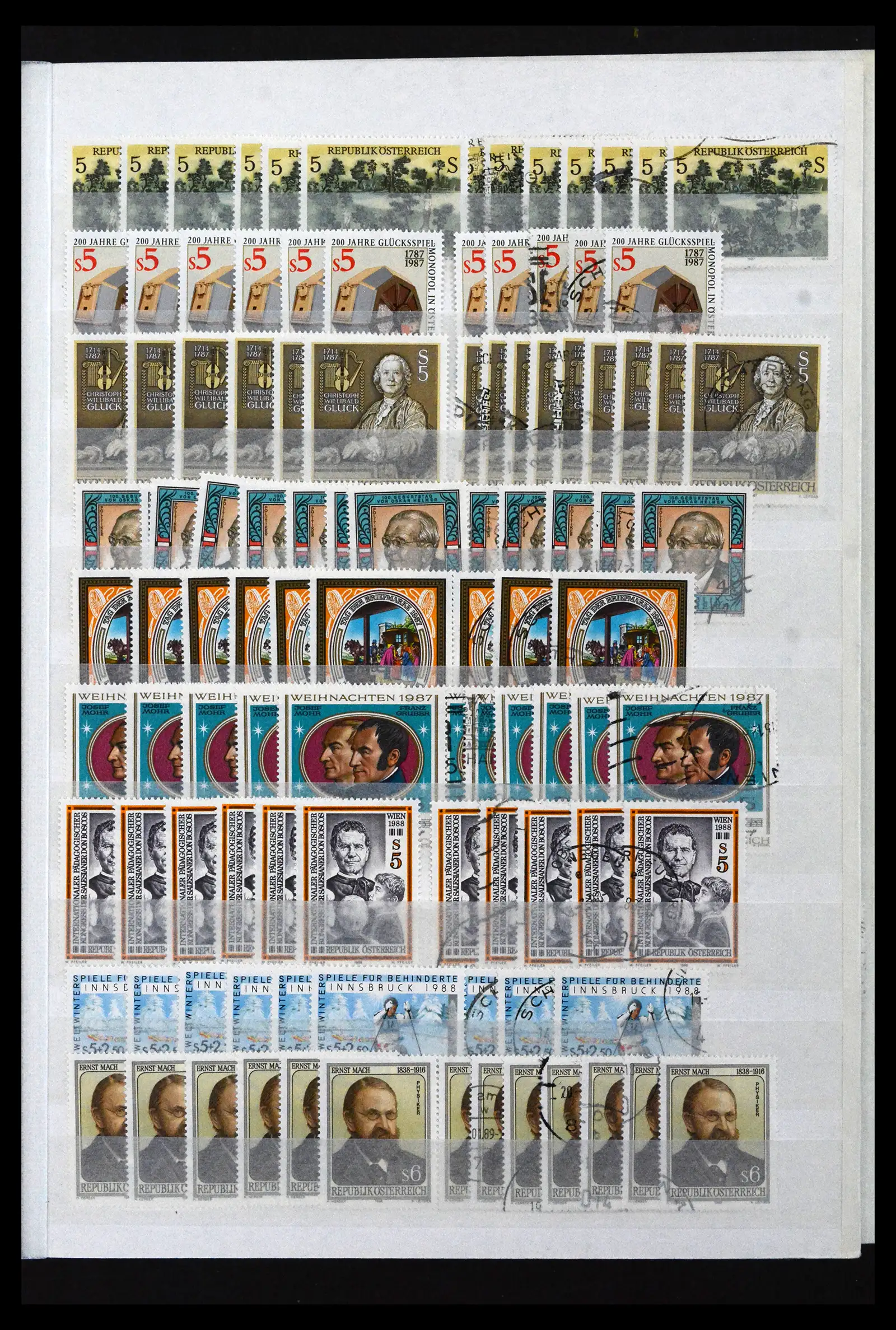 41939 0081 - Postzegelverzameling 41939 Oostenrijk voorraad 1965-2001.