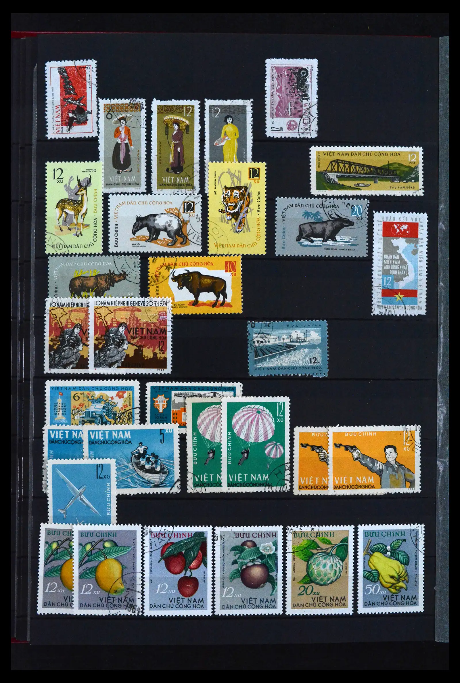 41942 0010 - Stamp collection 41942 Vietnam 1951-2014.