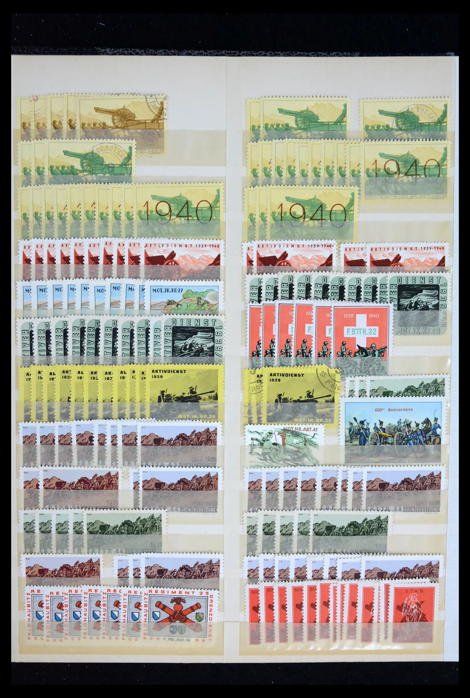 42012 0024 - Postzegelverzameling 42012 Zwitserland soldatenzegels 1914-1945.