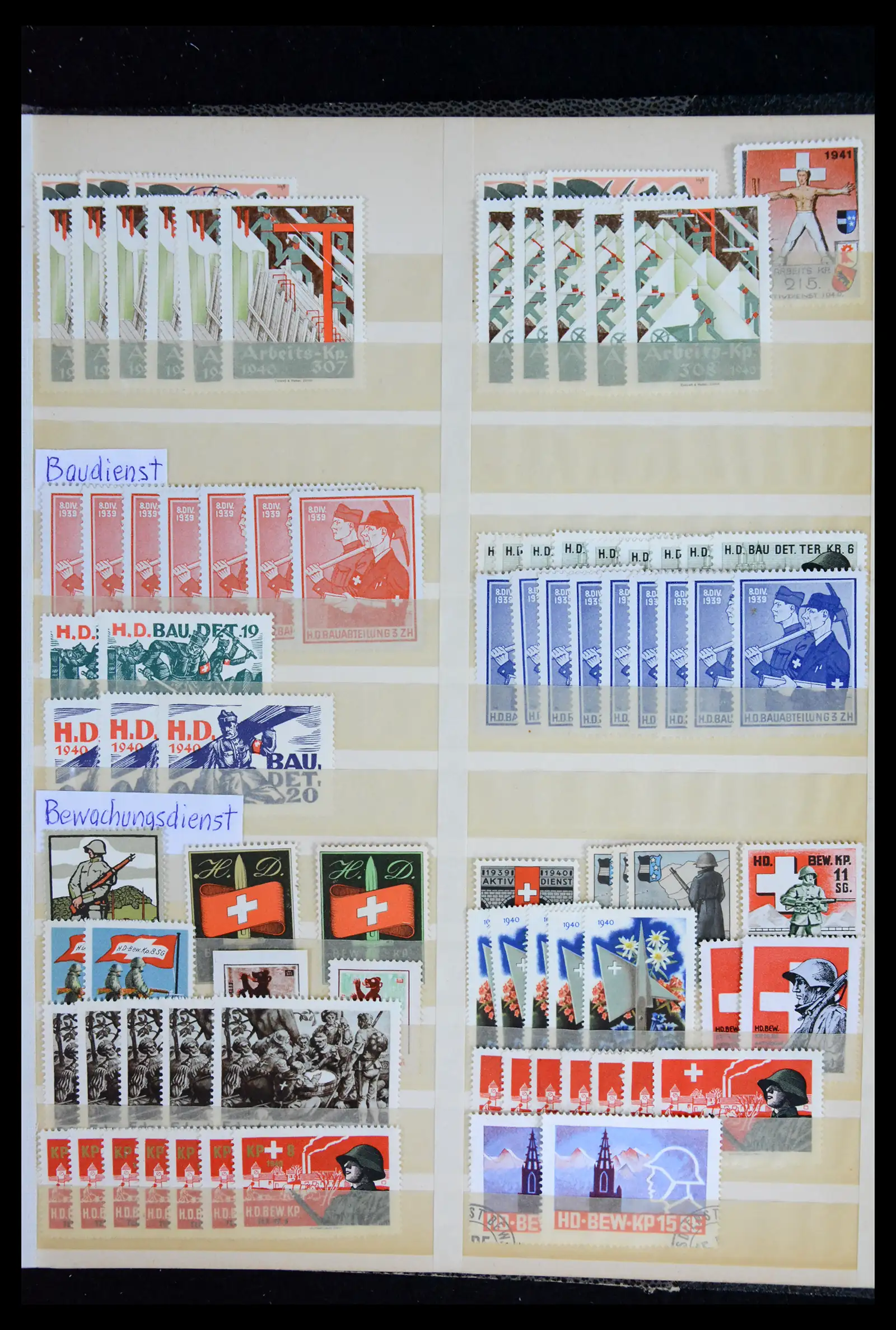 42012 0037 - Postzegelverzameling 42012 Zwitserland soldatenzegels 1914-1945.