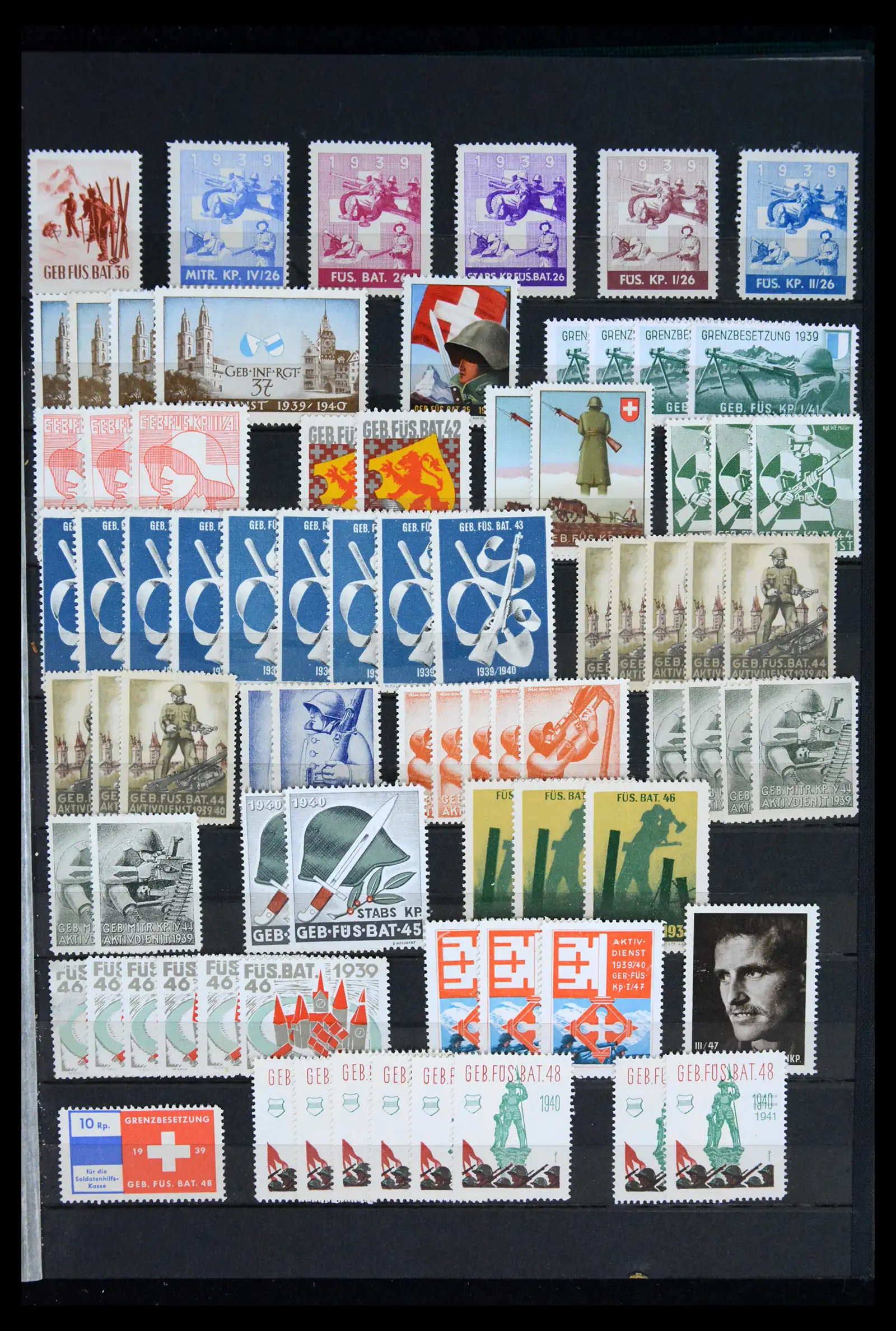 42012 0056 - Postzegelverzameling 42012 Zwitserland soldatenzegels 1914-1945.