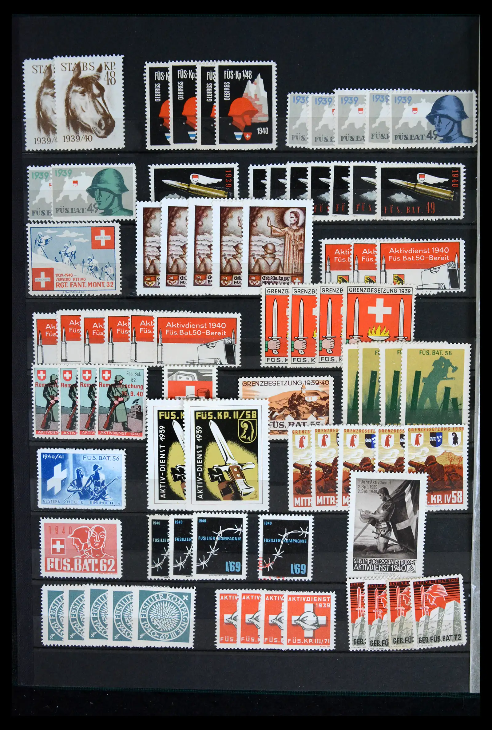 42012 0057 - Postzegelverzameling 42012 Zwitserland soldatenzegels 1914-1945.