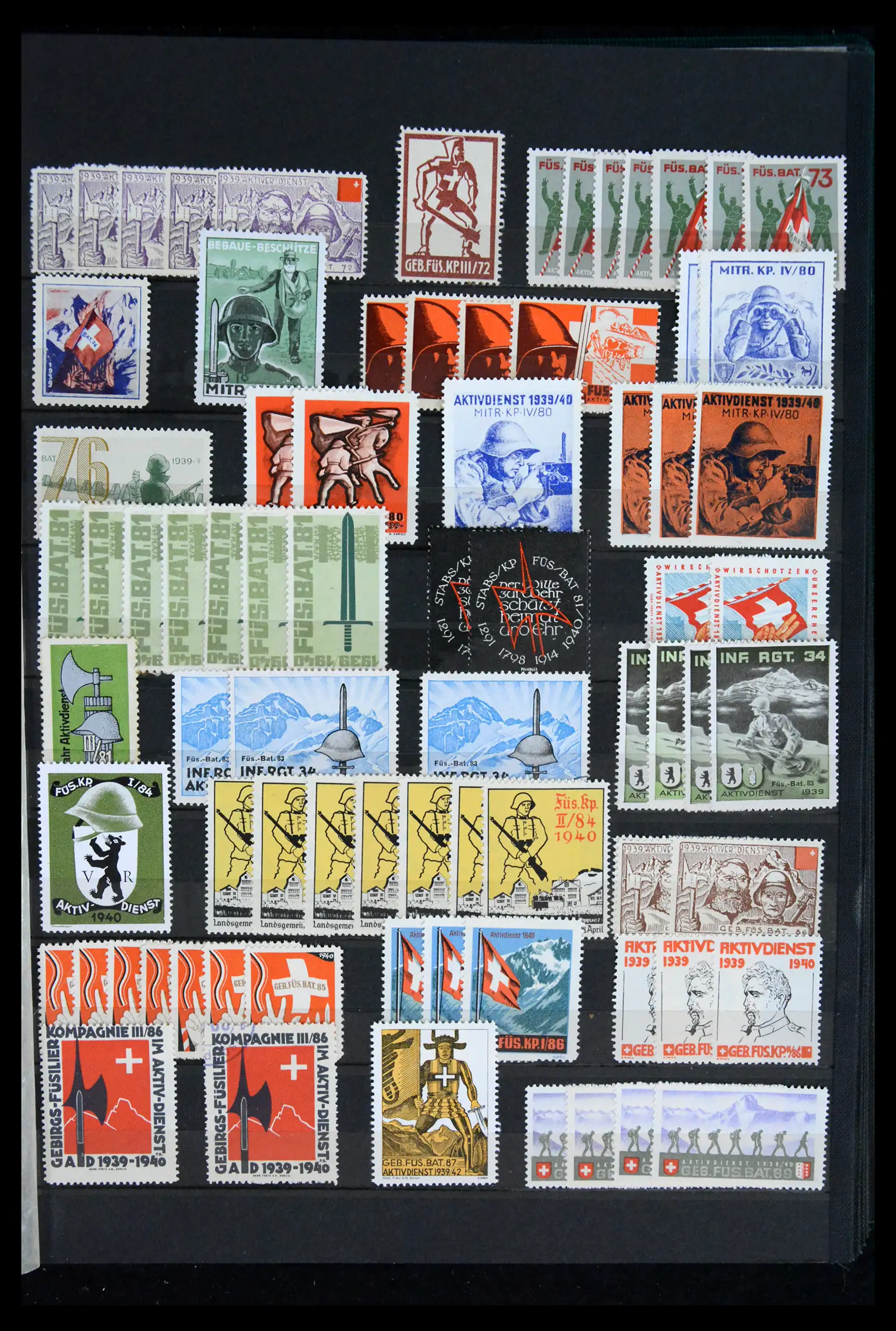 42012 0058 - Postzegelverzameling 42012 Zwitserland soldatenzegels 1914-1945.