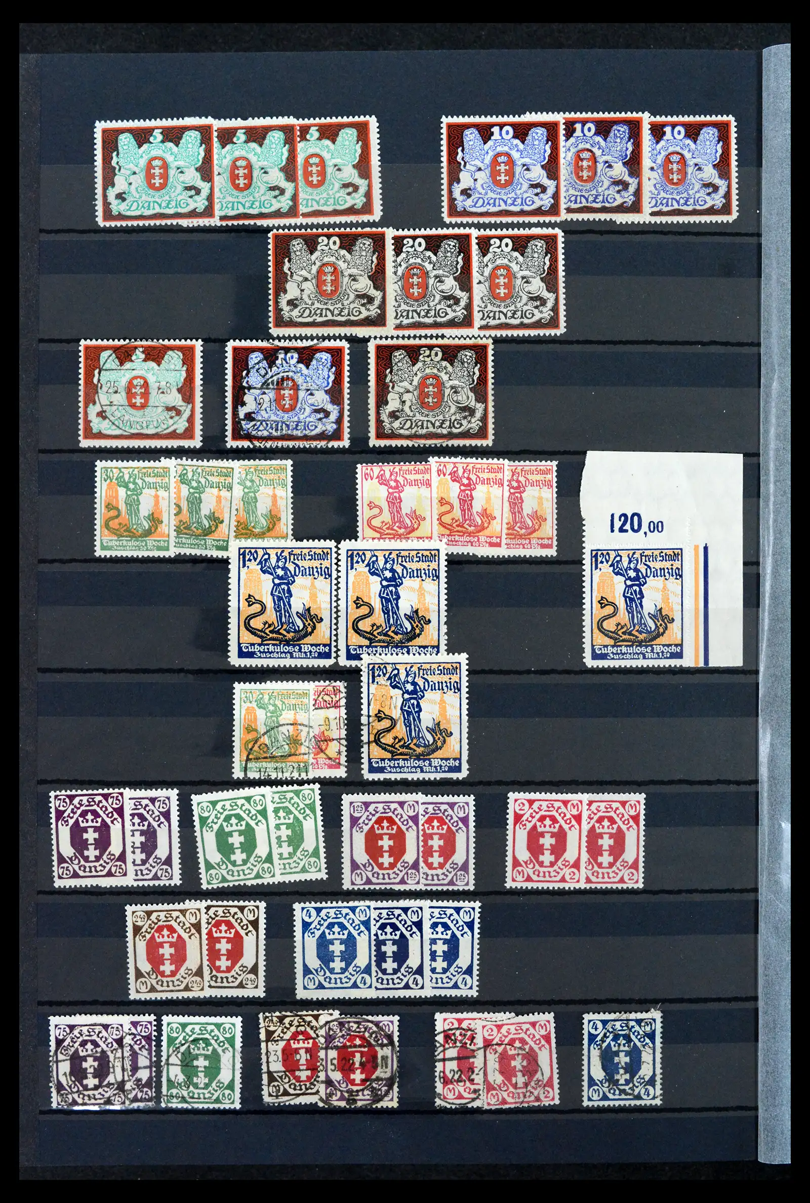 42037 0009 - Postzegelverzameling 42037 Danzig/Memel gespecialiseerd 1920-1939.