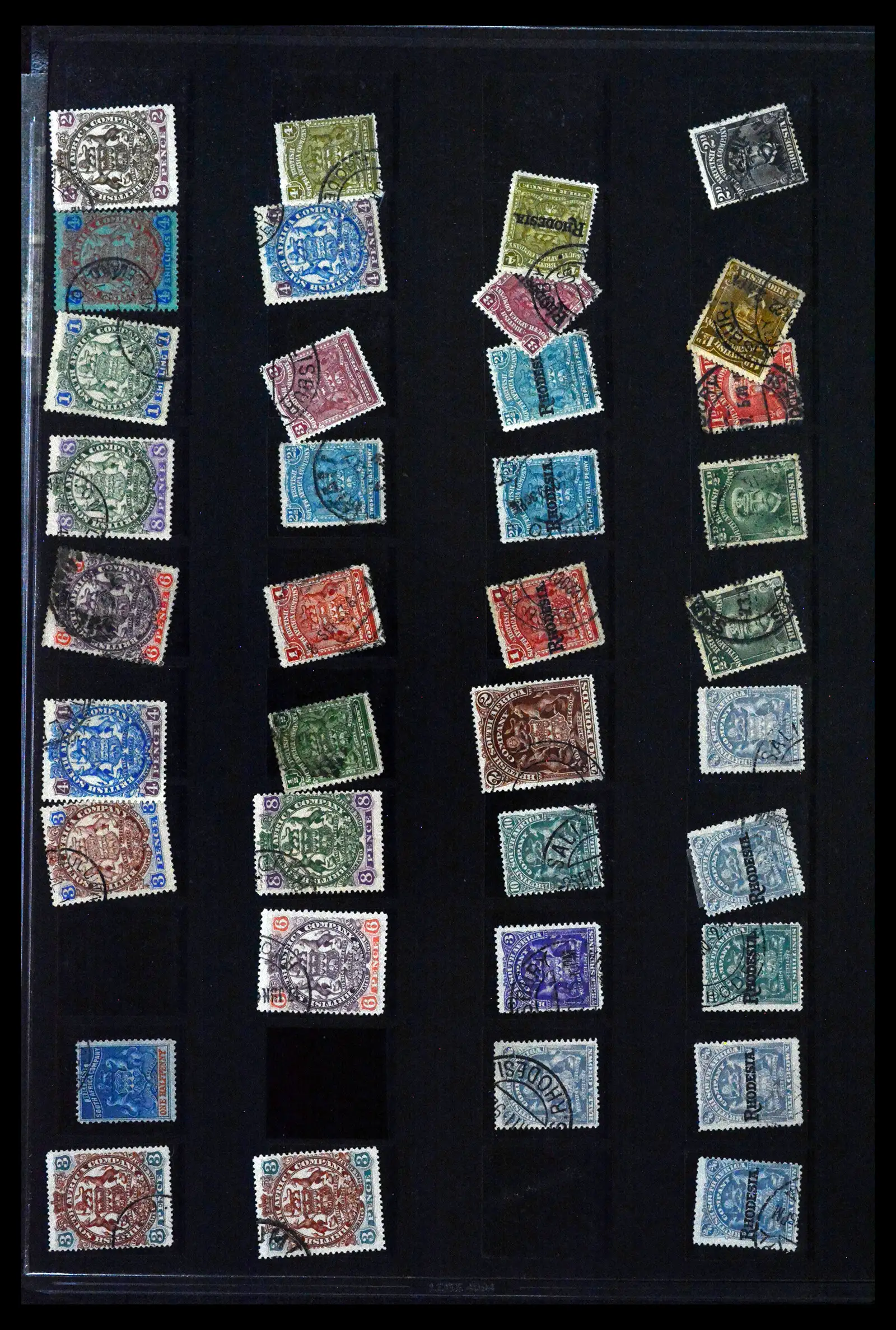 42039 0009 - Postzegelverzameling 42039 Rhodesië 1890-1932.