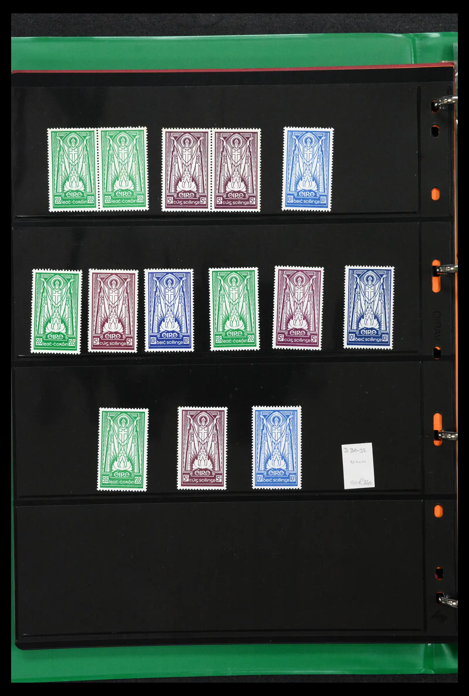 42178 0011 - Postzegelverzameling 42178 Ierland langlopende uitgaven 1922-2001.