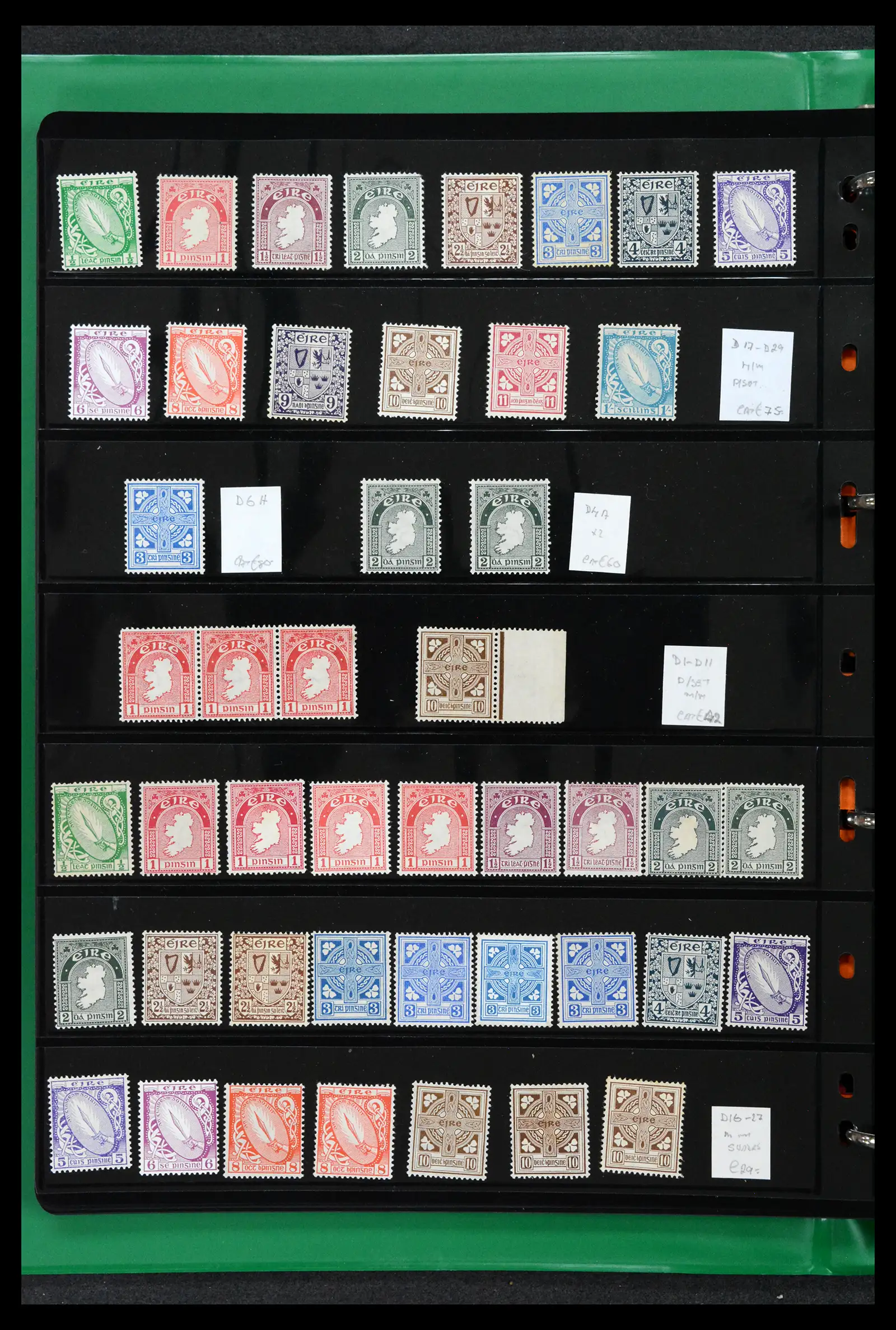 42178 0015 - Postzegelverzameling 42178 Ierland langlopende uitgaven 1922-2001.
